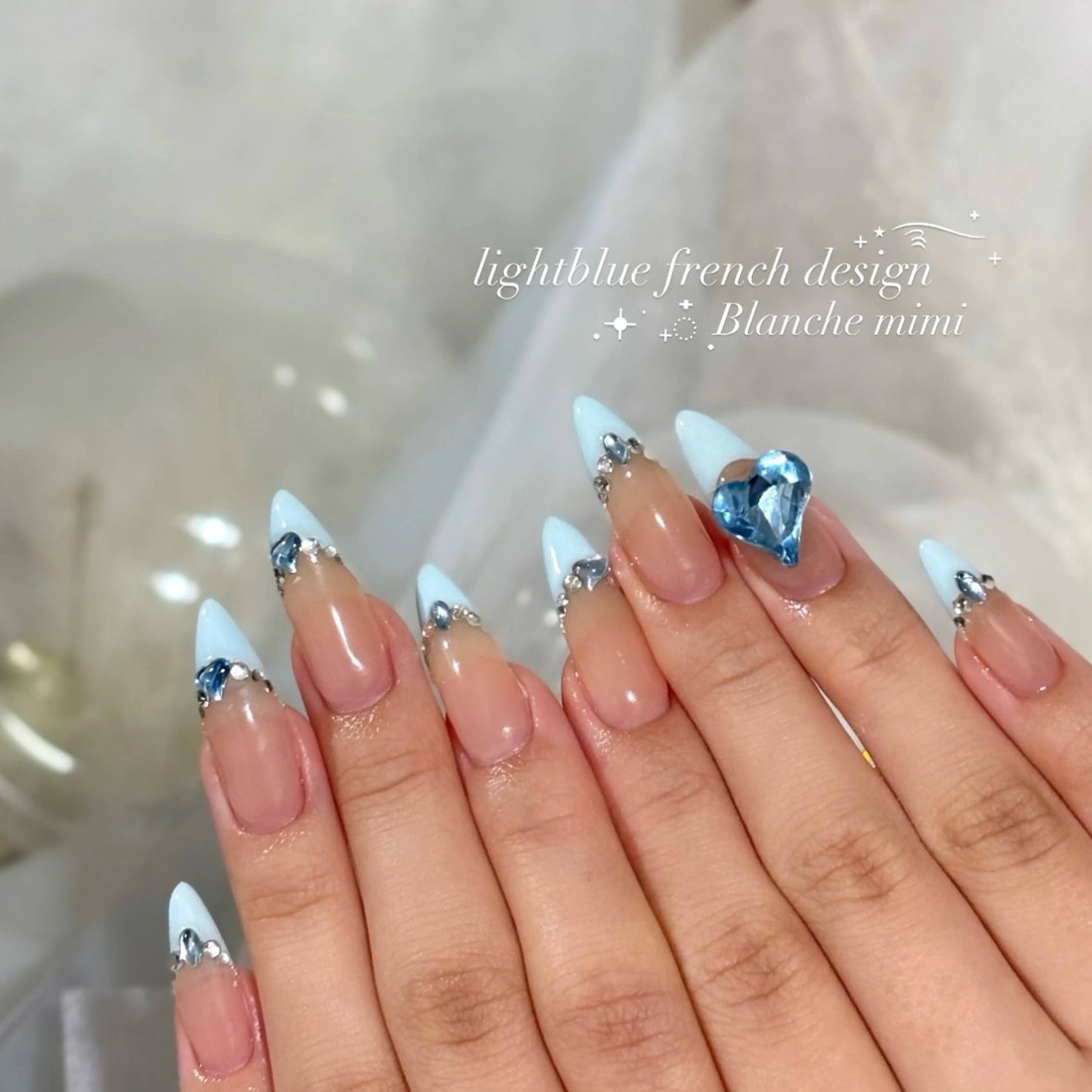 ネイル ハンドネイル Blanche mimi.u_aのネイルデザイン
