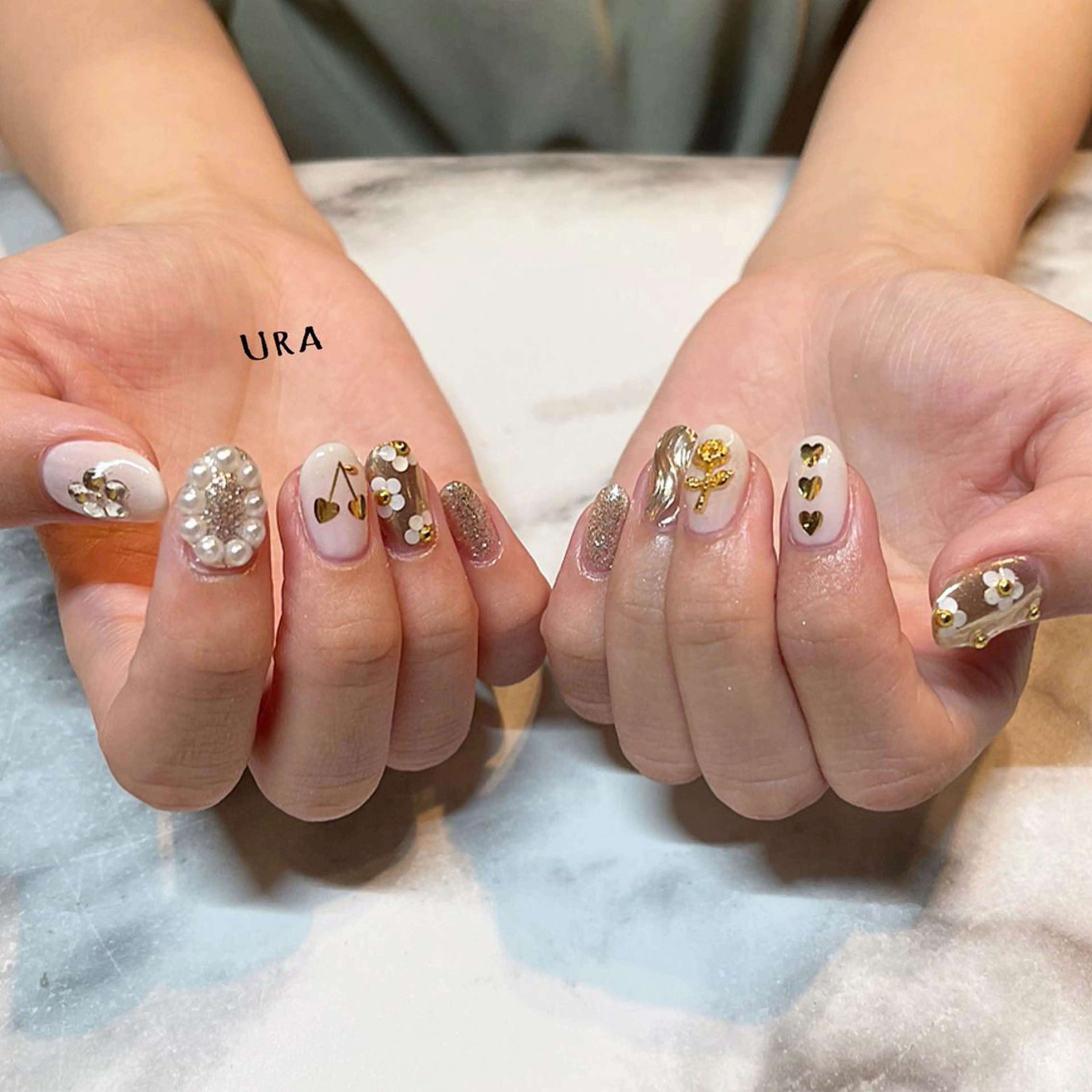 ネイル UrakoNail 《nail》のネイルデザイン