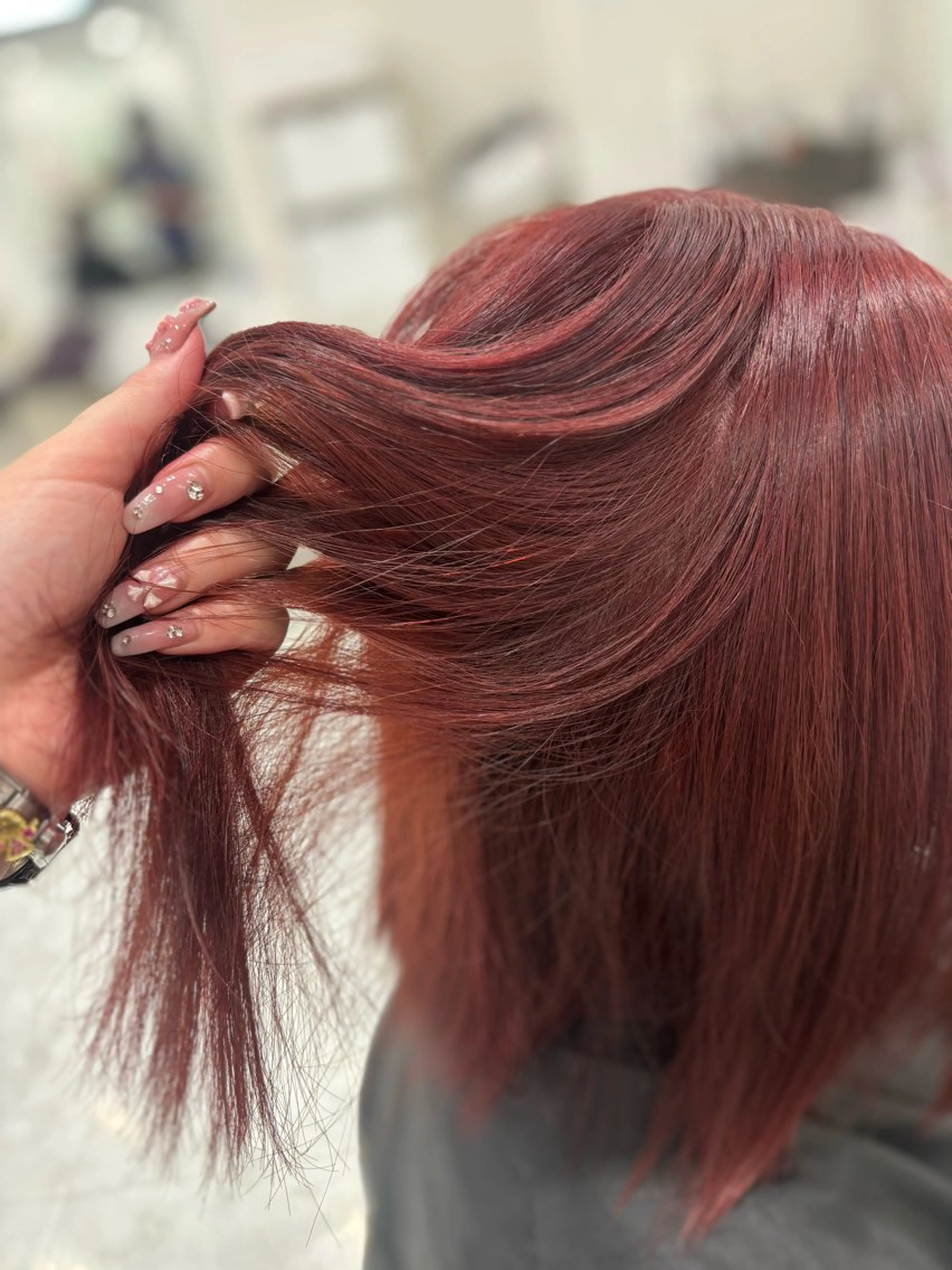 ミディアム ヘアカラー トリートメント ヘアセット まろっと艶感ブラウン ベージュ🤍まなかのヘアスタイル