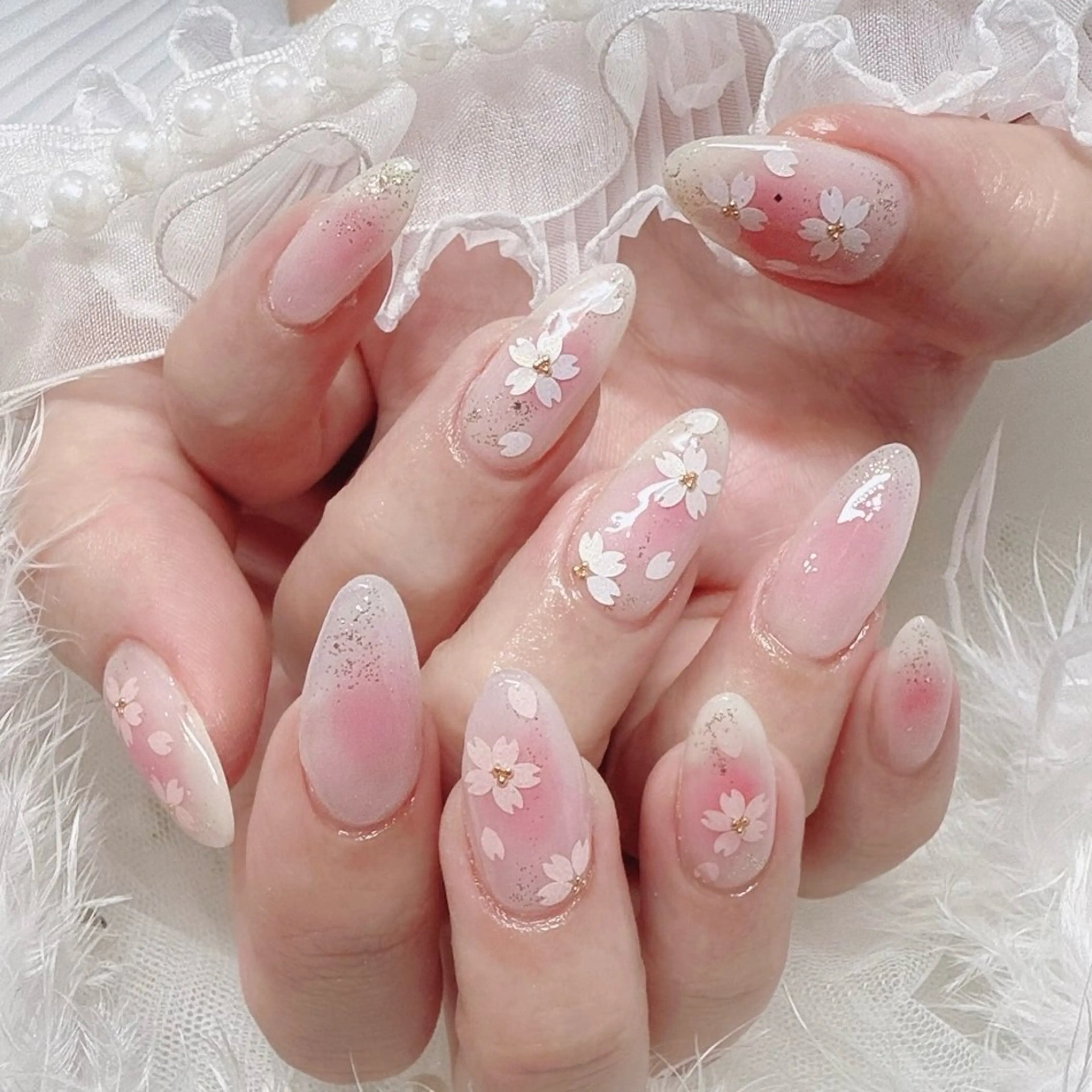ネイル チークネイル 桜ネイル ジェルネイル 春ネイル ハンドネイル Nail lieNのネイルデザイン