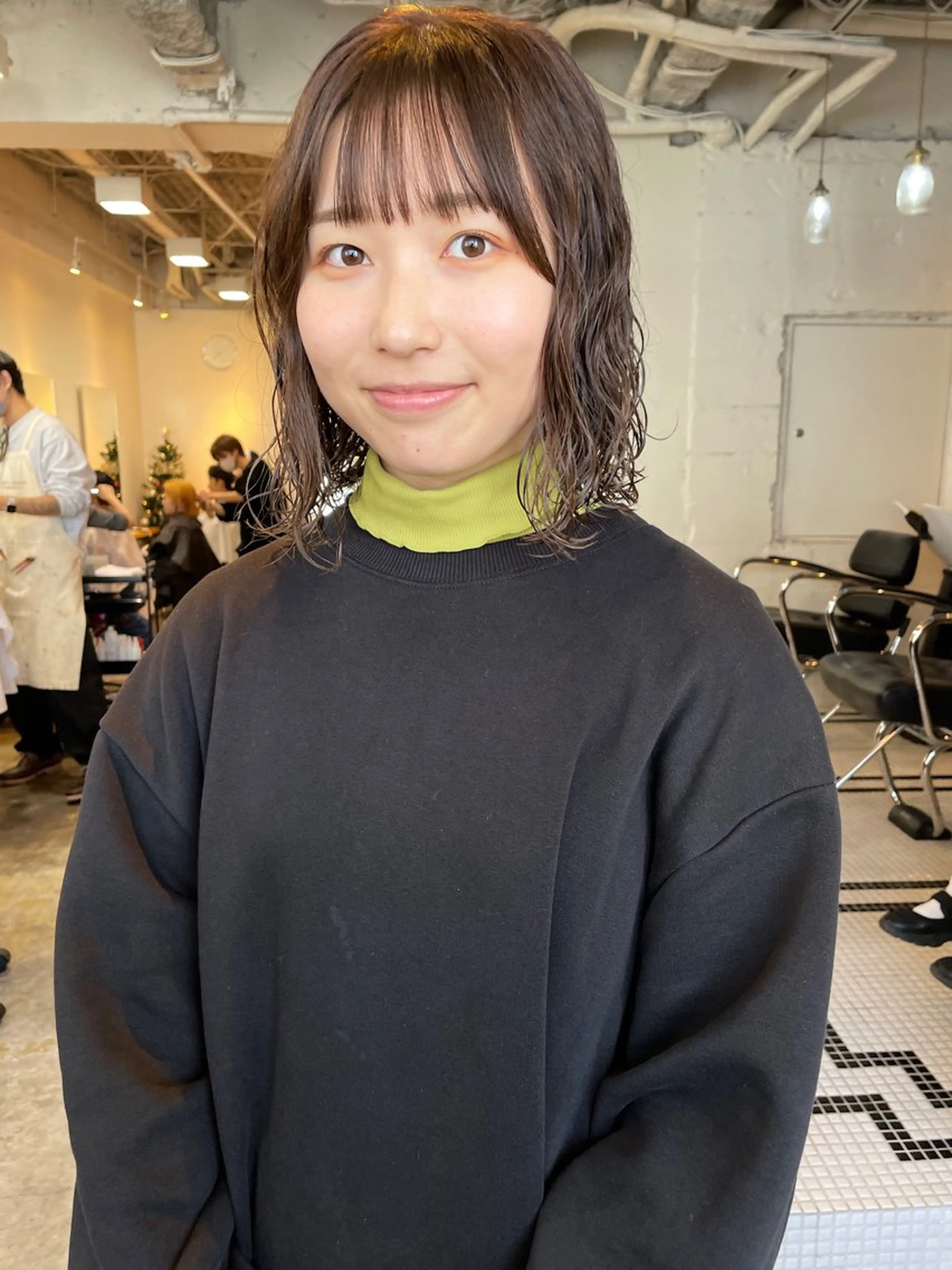 ミディアム カラー パーマ カット ヘアカラー パーマ トリートメント レイヤー／似合わせ TAKUYAのヘアスタイル