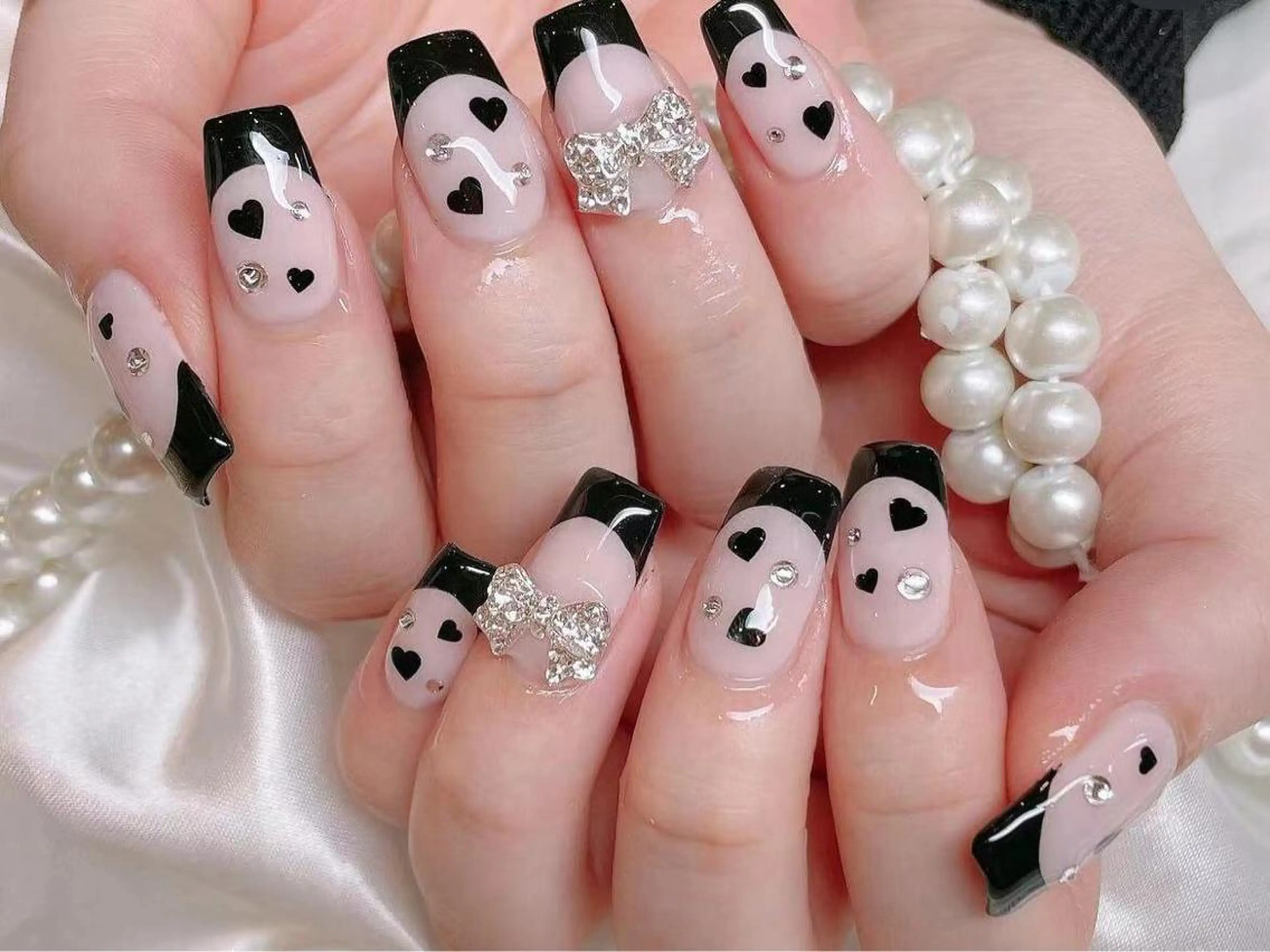 ネイル ハンドネイル VIVIAN リサのネイルデザイン