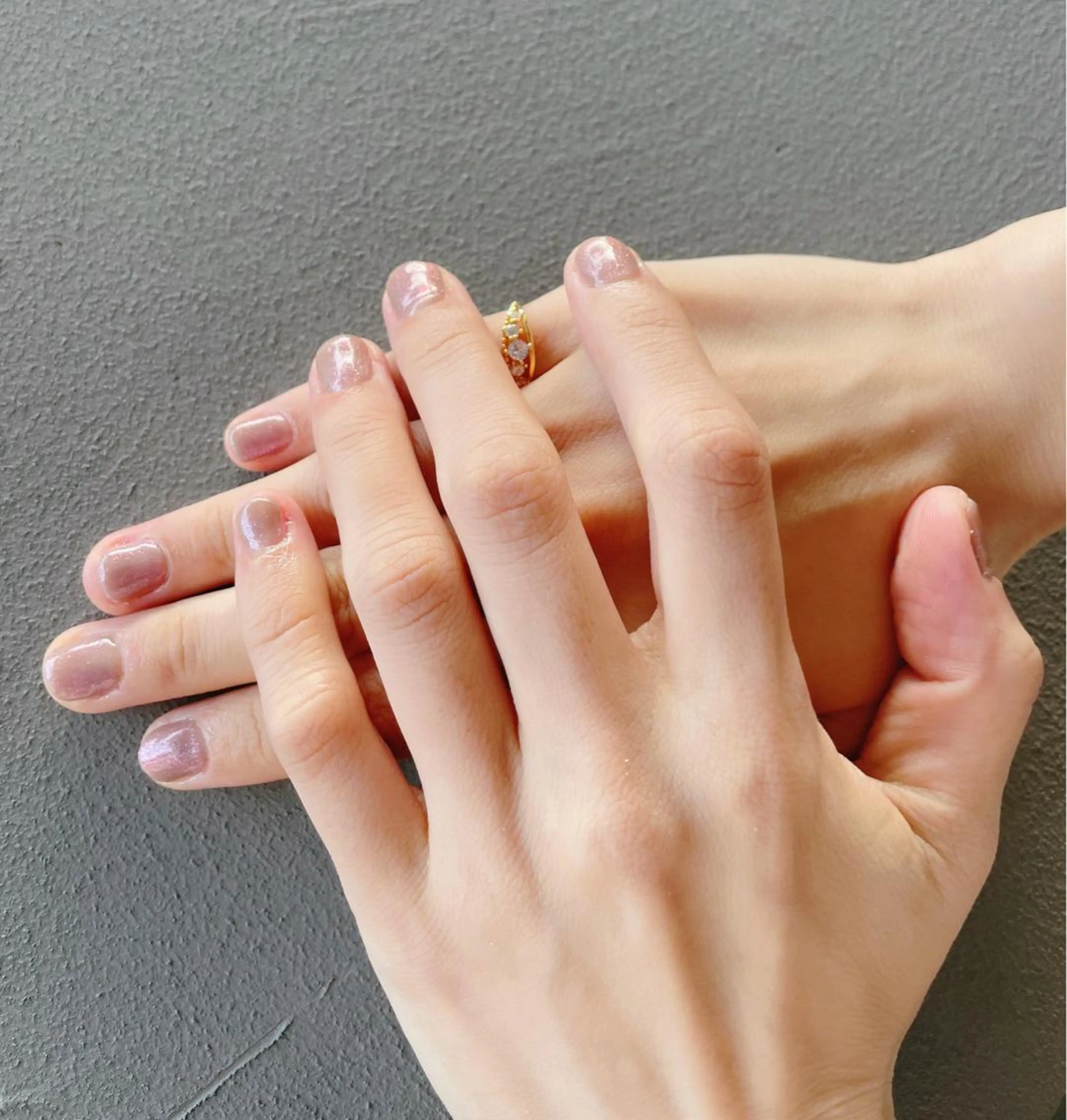 ネイル ラメ(グリッター) ピンク Melia　by attrait所属・Melia by attrait🌿杏のネイルデザイン