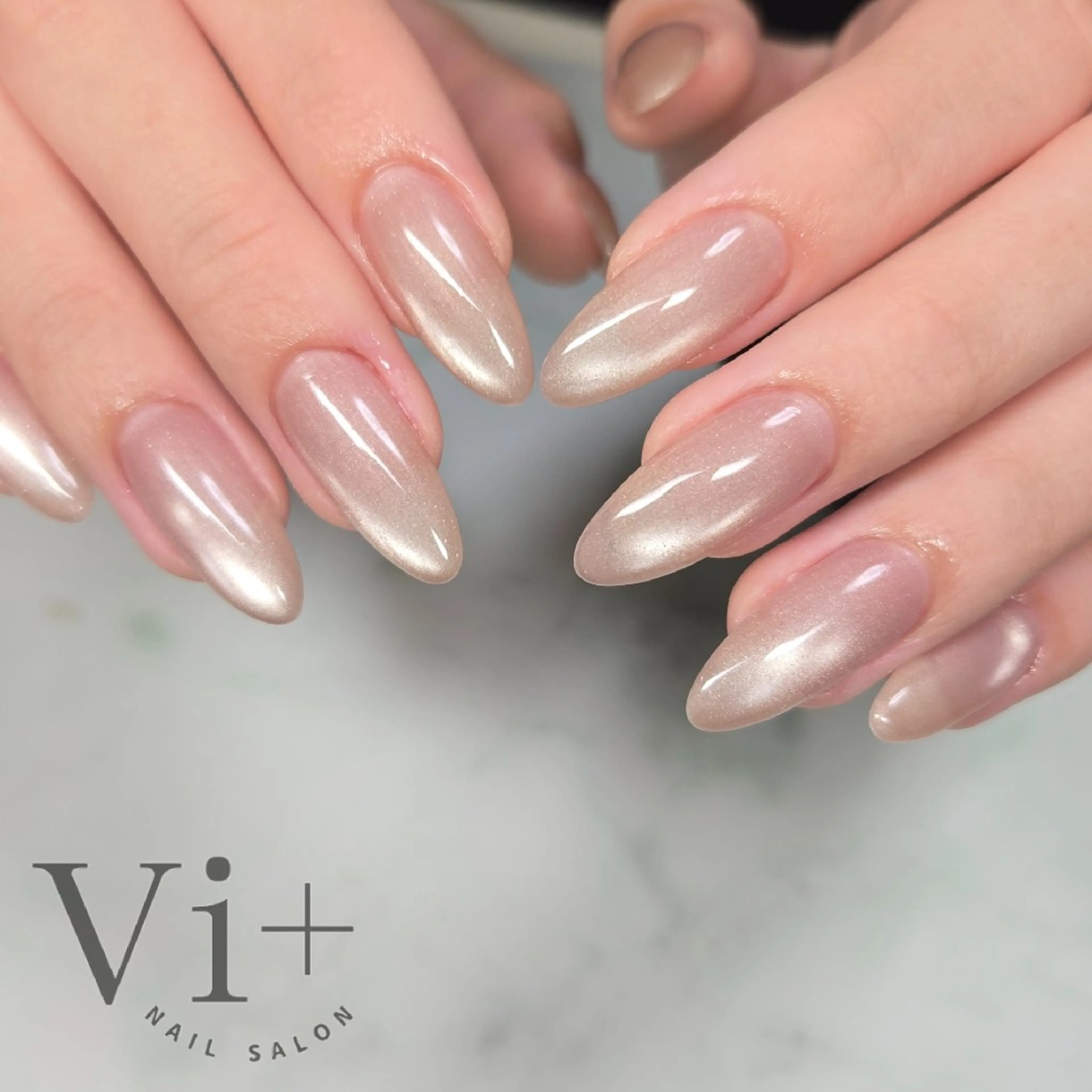 ネイル 氷ネイル・うるうるネイル ハンドネイル Nail Salon Vi+のネイルデザイン