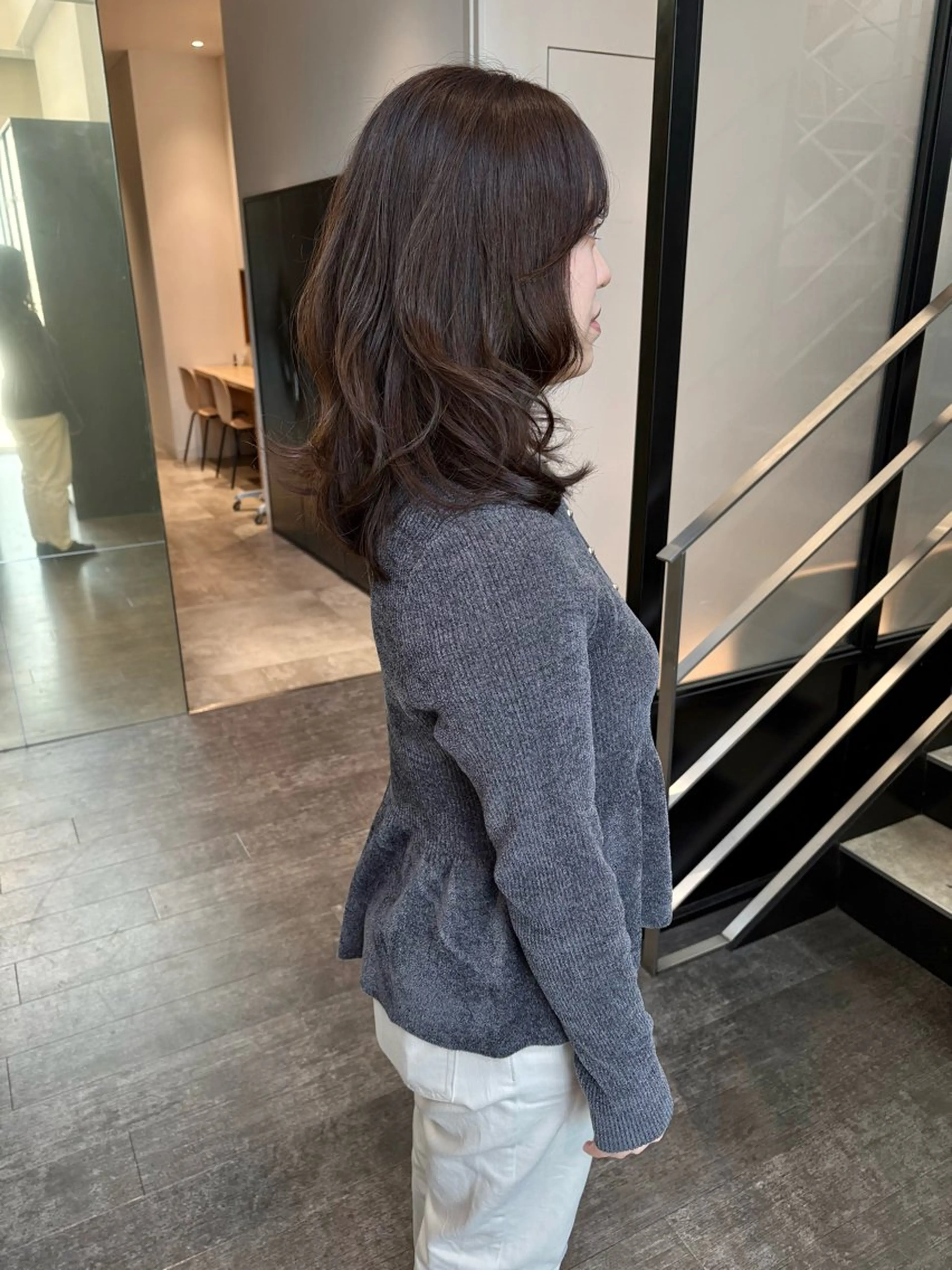 ミディアム カラー レイヤーカット カット ヘアカラー mao ｜ 柔らか艶カラー🫧のヘアスタイル