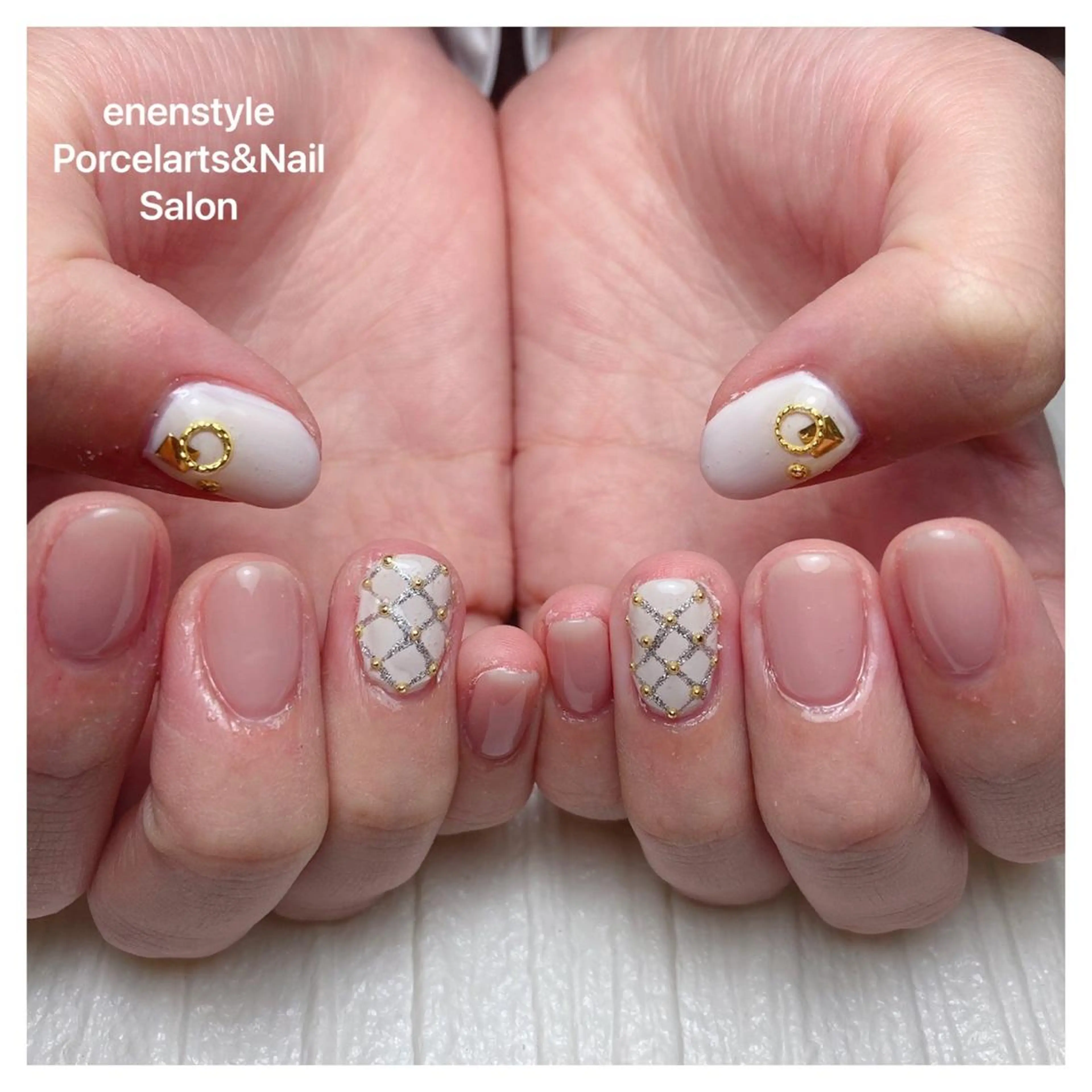 ショート ネイル ハンドネイル 👑enen style👑のネイルデザイン