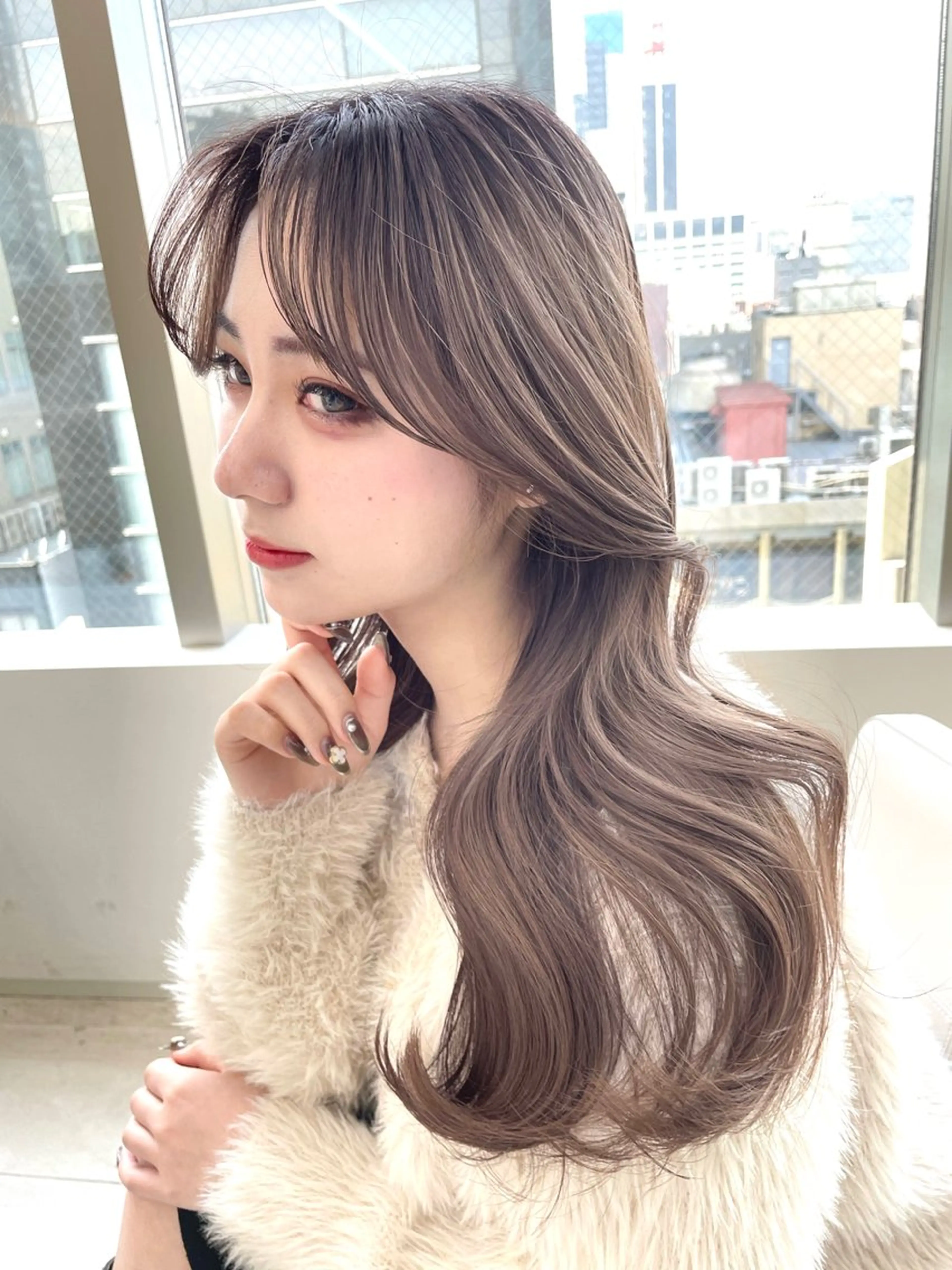 ロング カラー ベージュカラー ブリーチ ハイトーンカラー ミルクティーベージュ くびれヘア 🇰🇷韓国風くびれ ヘア🇰🇷中村優大のヘアスタイル