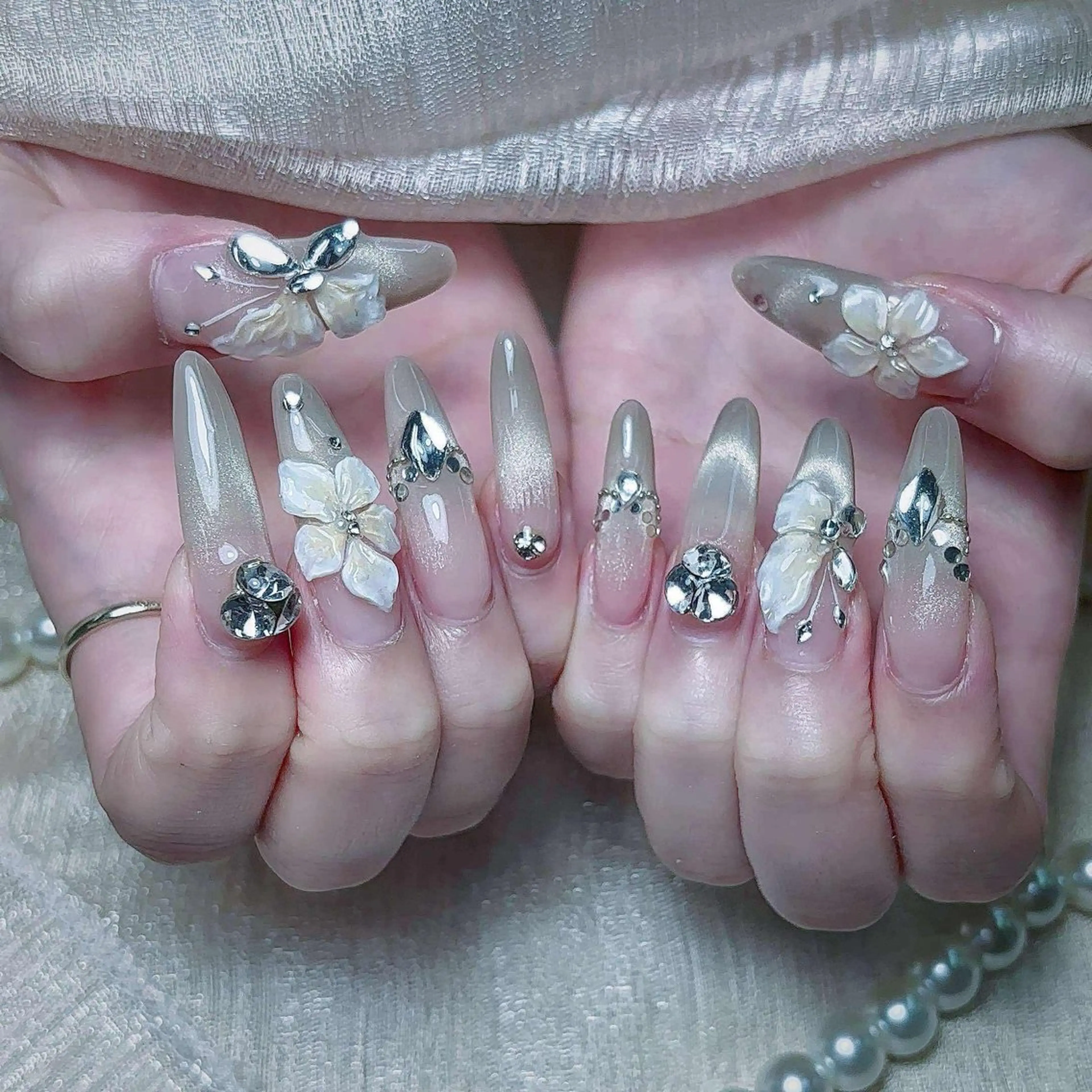 ネイル アートネイル オーロラネイル フットネイル ジェルネイル キラキラネイル ハンドネイル Nova Nailのネイルデザイン