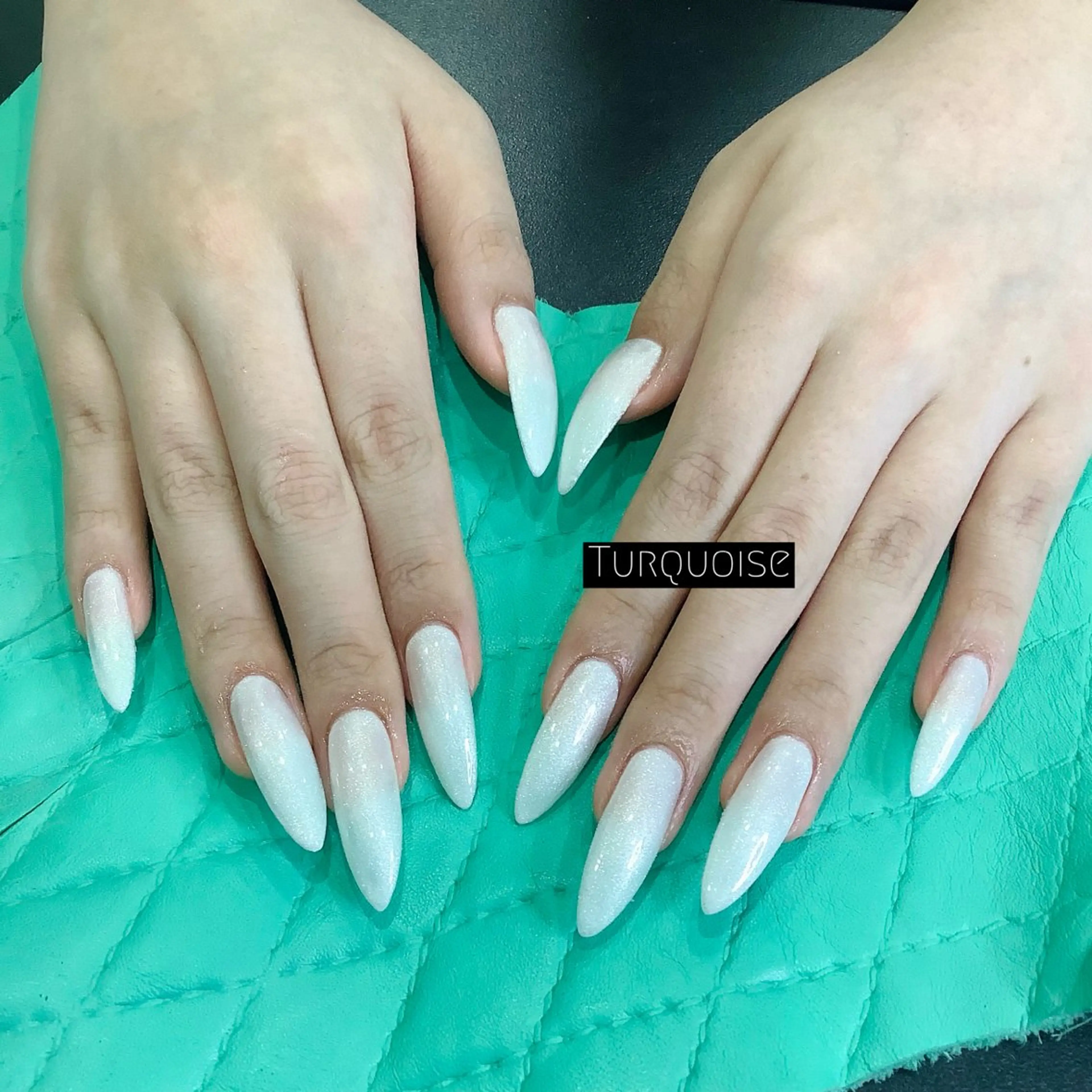 ネイル ハンドネイル ハンドケア Turquoise所属・個室ネイルサロン 💅🏼ターコイズのネイルデザイン