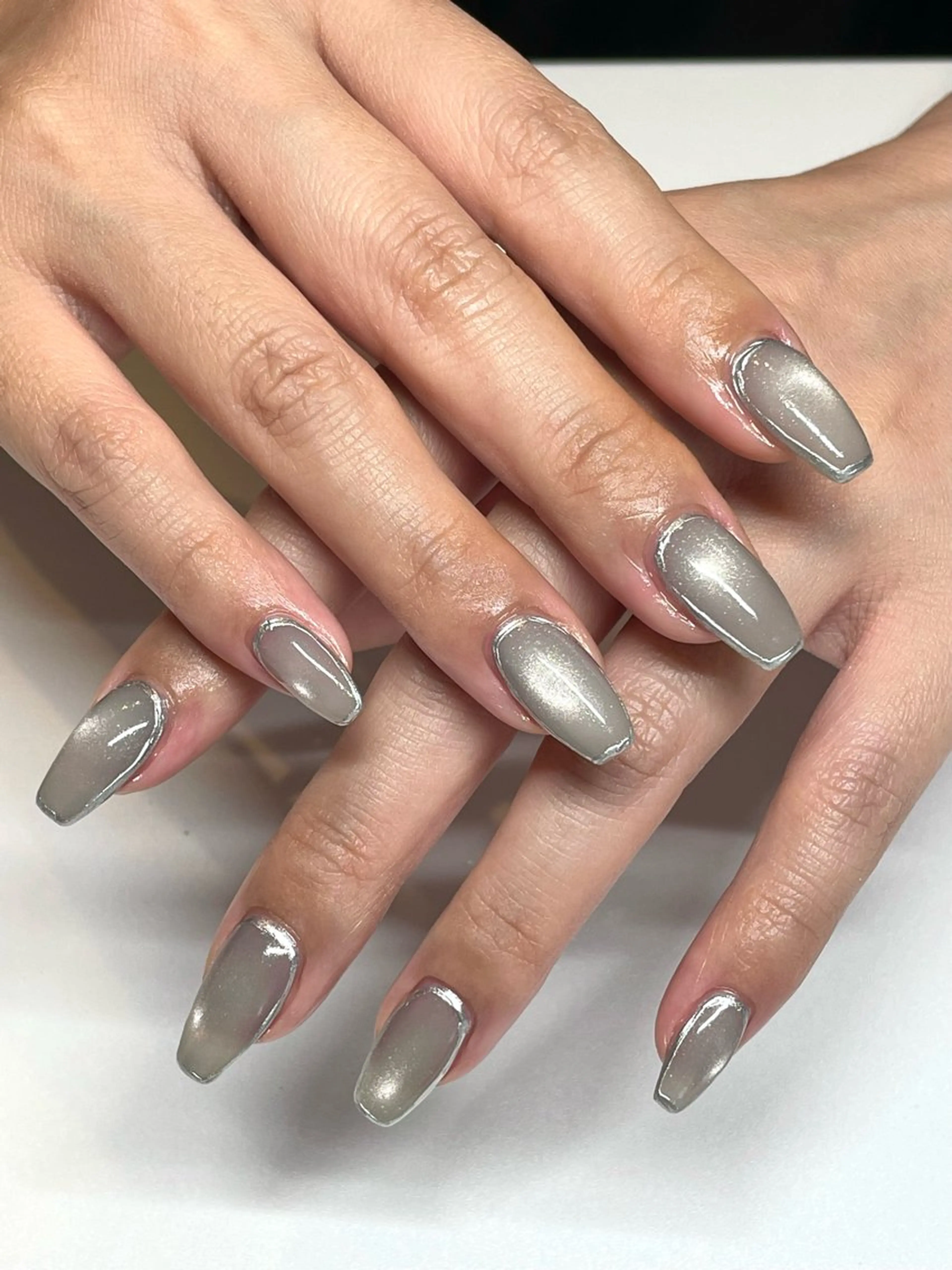 ネイル マグネットネイル シルバー ネイルサロン Yetのネイルデザイン