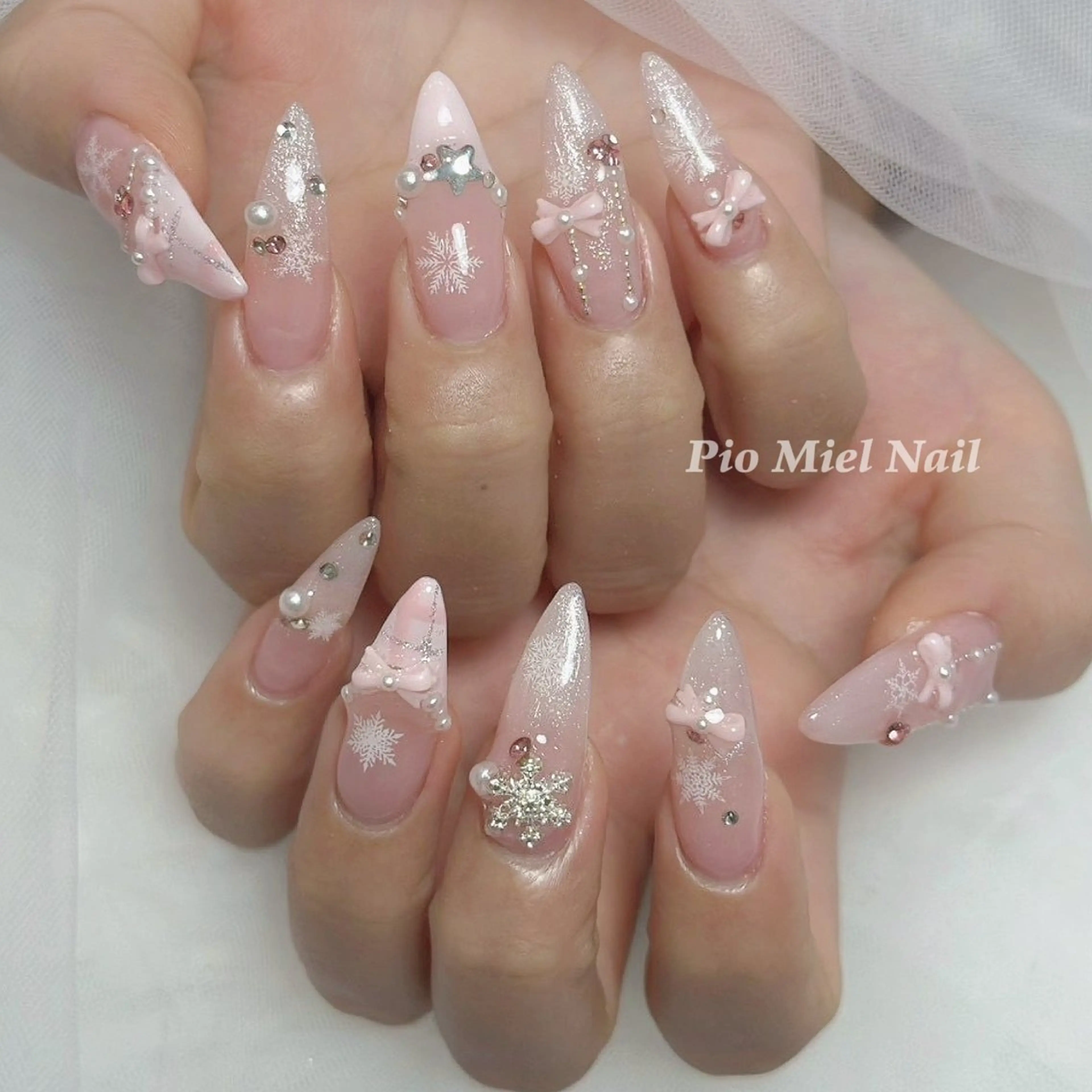 ネイル Pio Mielのネイルデザイン