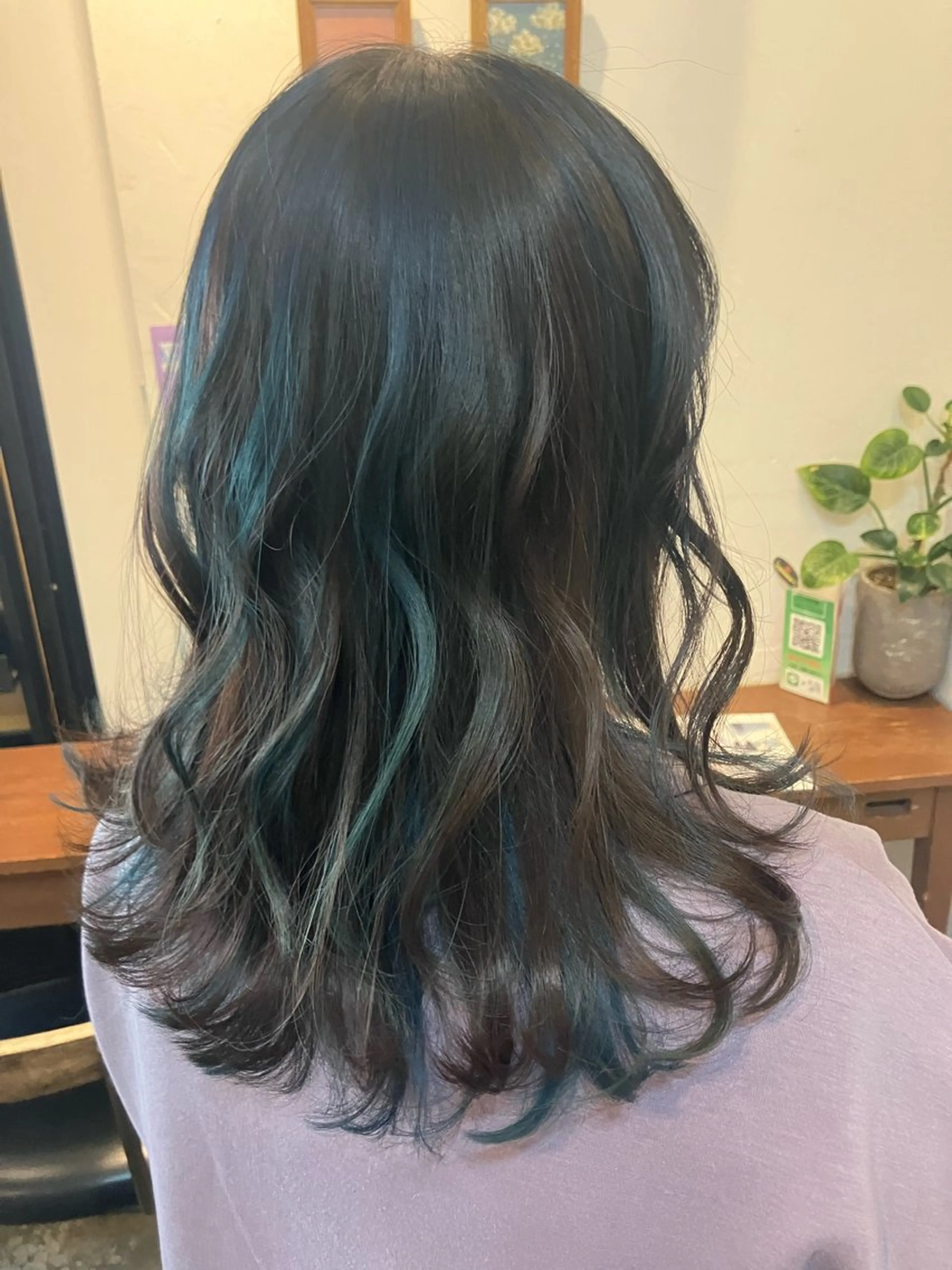 ミディアム カラー デザインカラー trife by  AKARA所属・trife美容師 KAZUMIのヘアスタイル