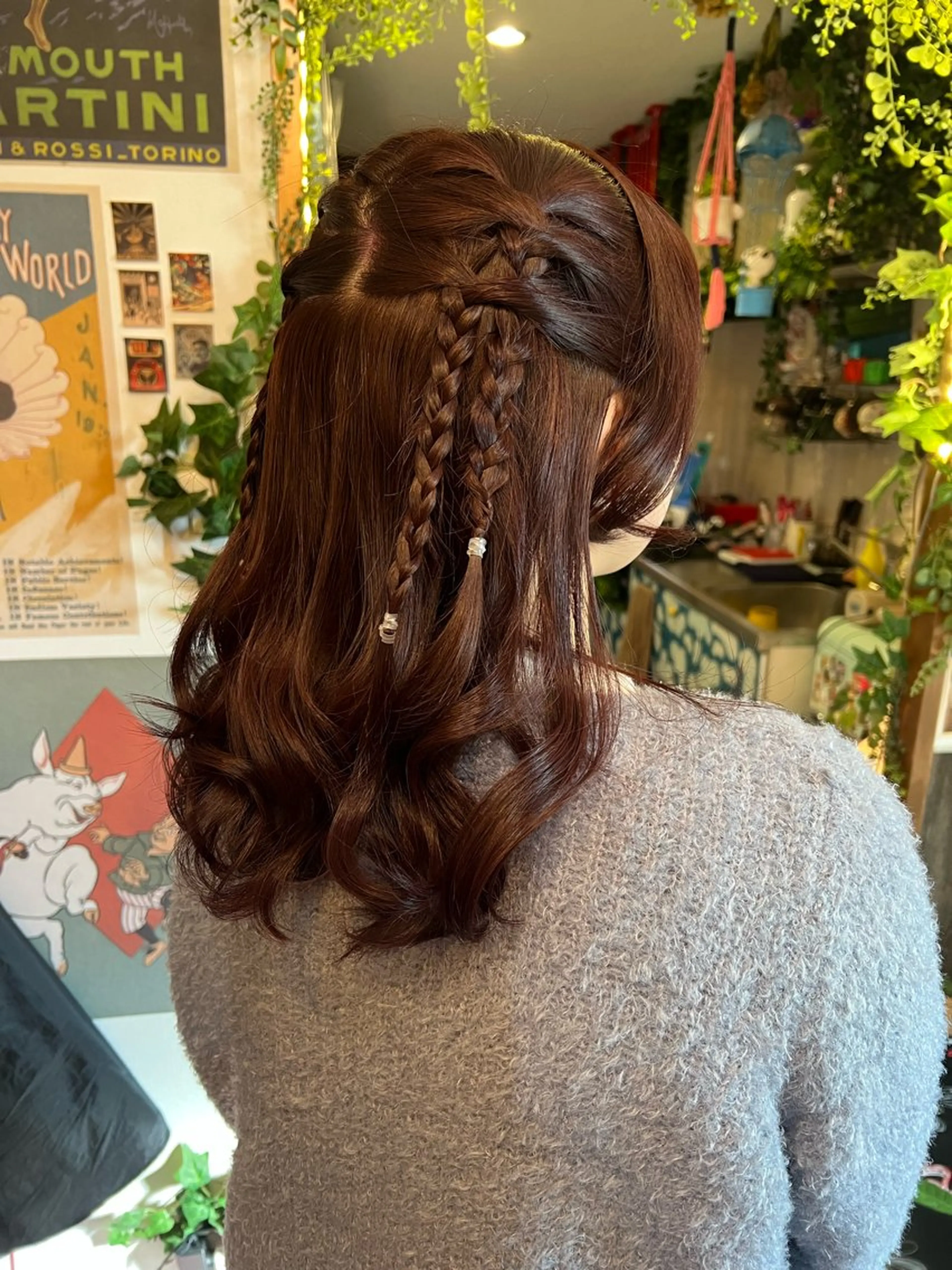 ミディアム ヘアアレンジ ハーフアップ カット ヘアセット カラーパティシエ facce🌼ikoのヘアスタイル