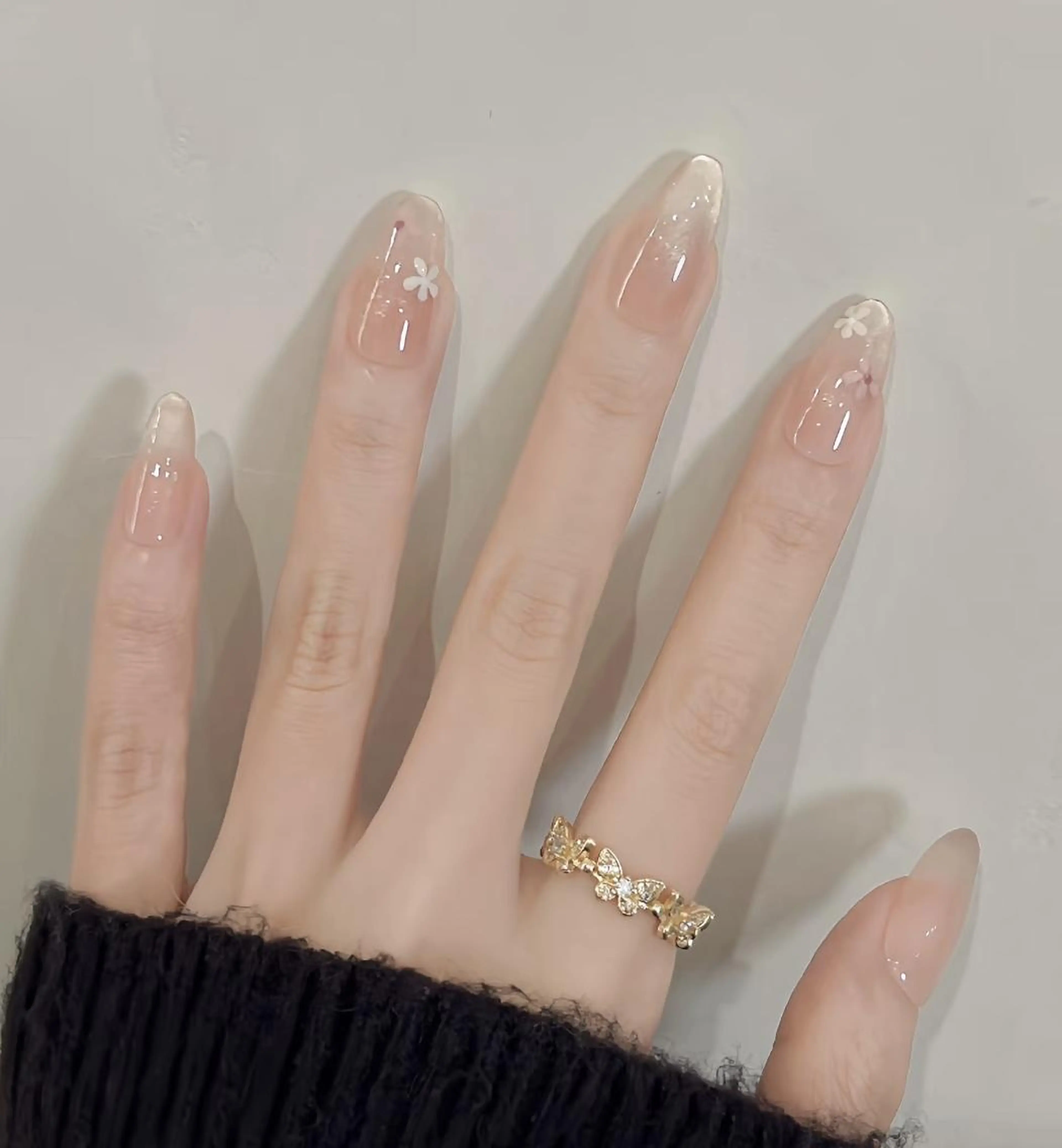 ネイル オーロラネイル チークネイル 長さ出し フットネイル フレンチネイル ハンドネイル リラネイル すみれのネイルデザイン