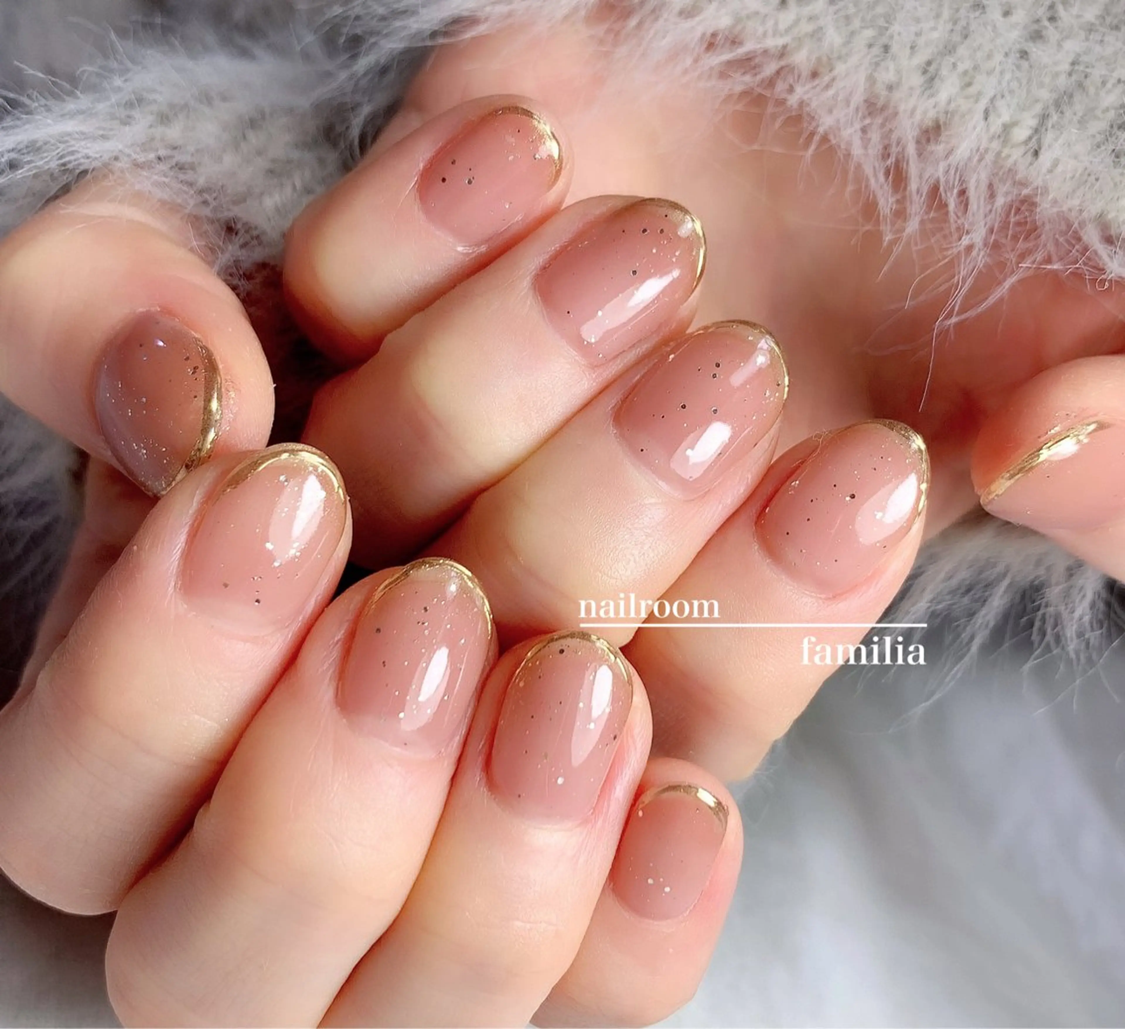 ネイル フレンチネイル ミラーネイル -nailroom- familiaのネイルデザイン