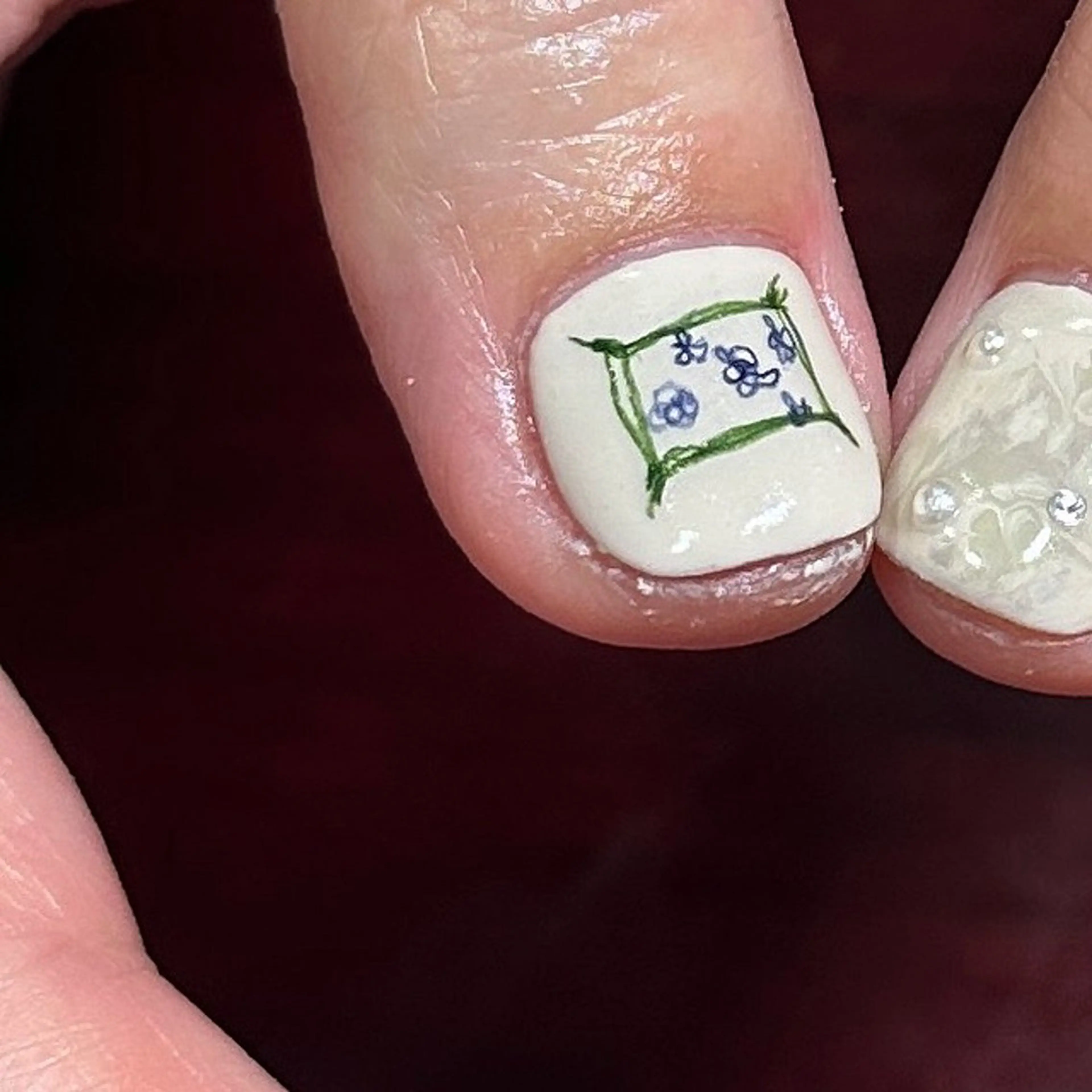 ネイル ハンドネイル mio _POHEURのネイルデザイン