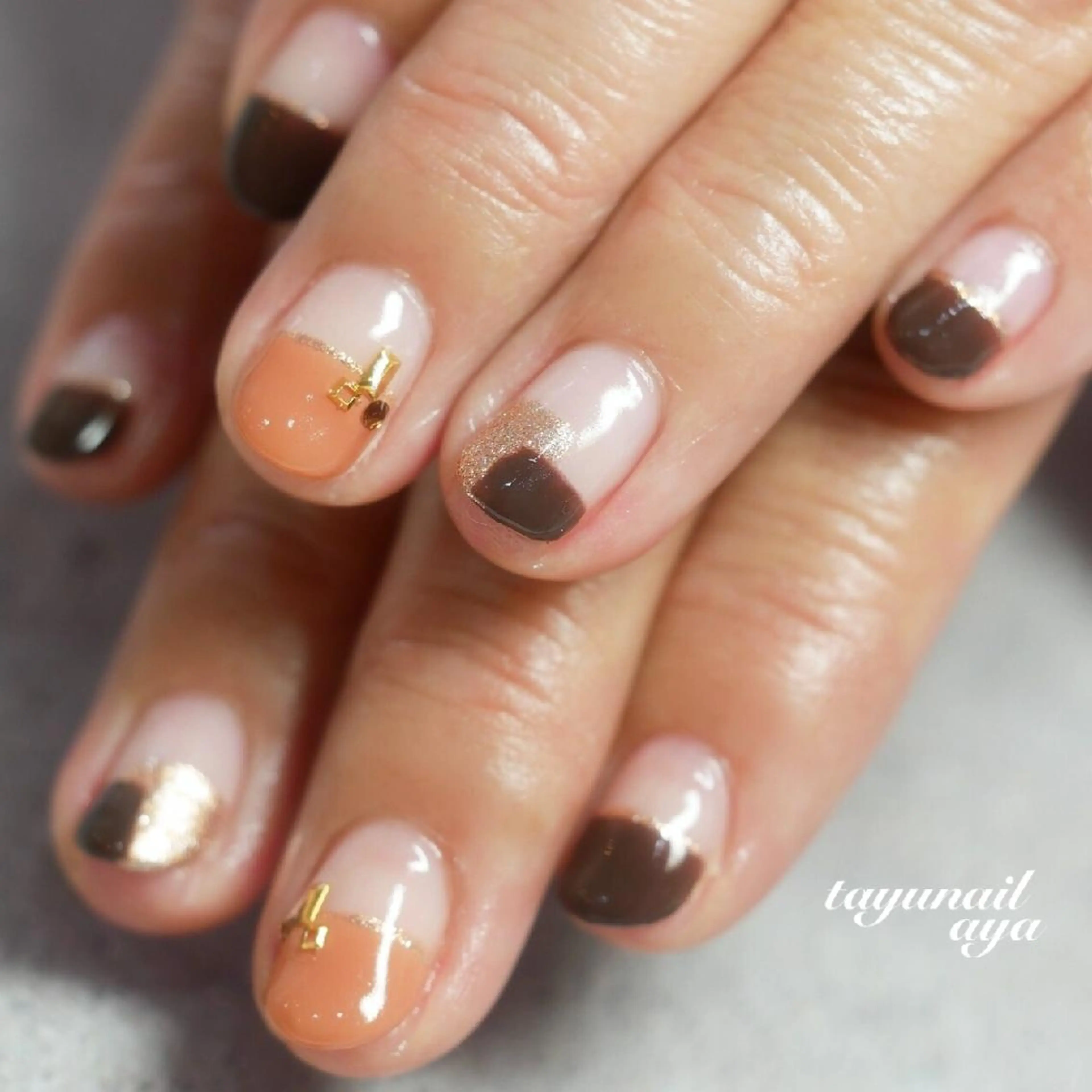 ネイル アートネイル ブルー ジェルネイル パラジェル スクエアネイル ネイルサロン 【たゆnail】のネイルデザイン