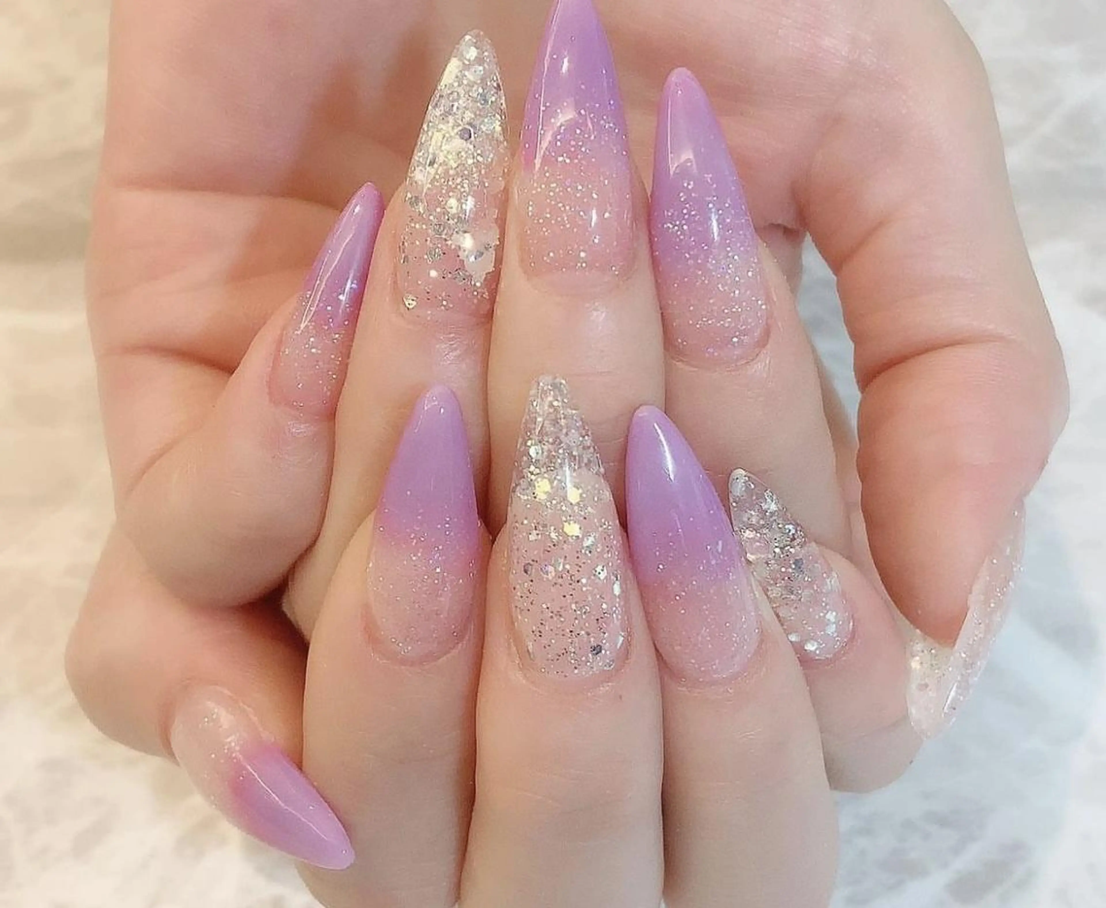 ネイル VIVIAN エイのネイルデザイン