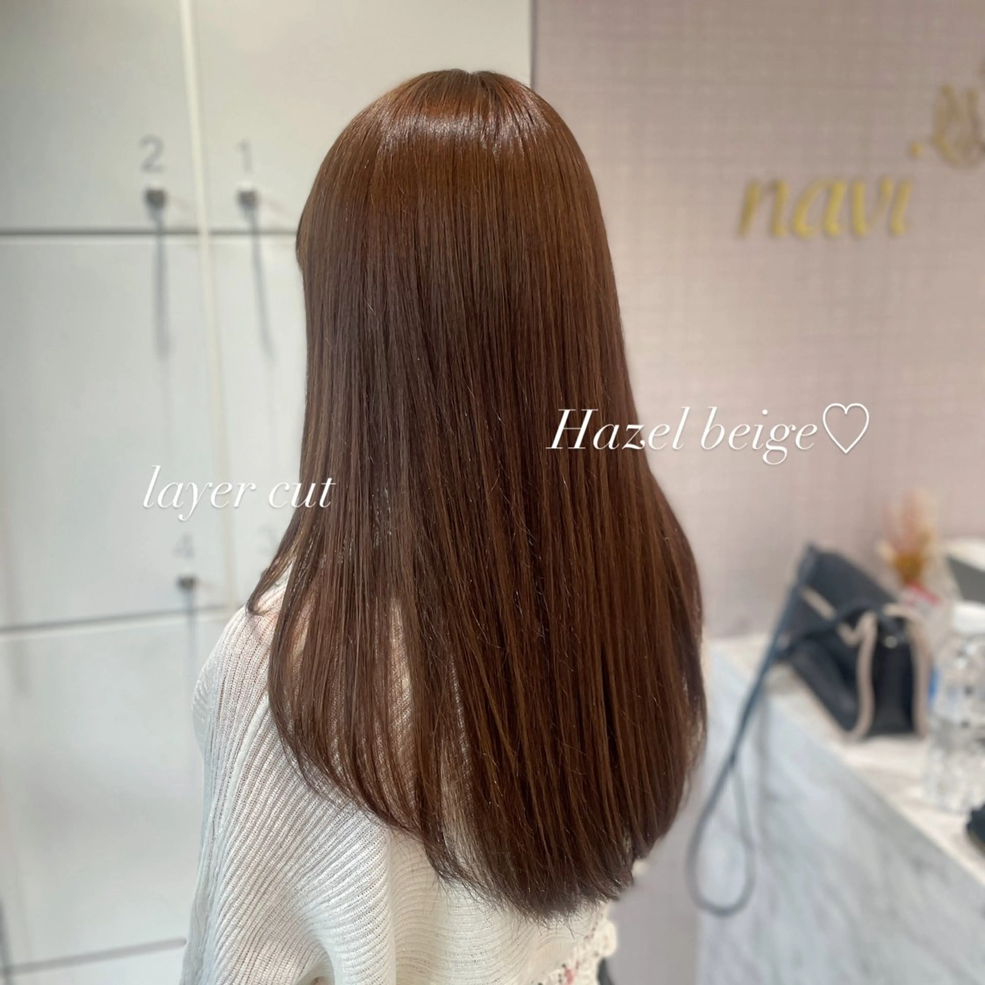 ロング カラー ベージュカラー ブリーチ 透明感カラー ダブルカラー ブリーチなしカラー カット ヘアカラー トリートメント navi/レイヤー ハッシュカット/愛華のヘアスタイル