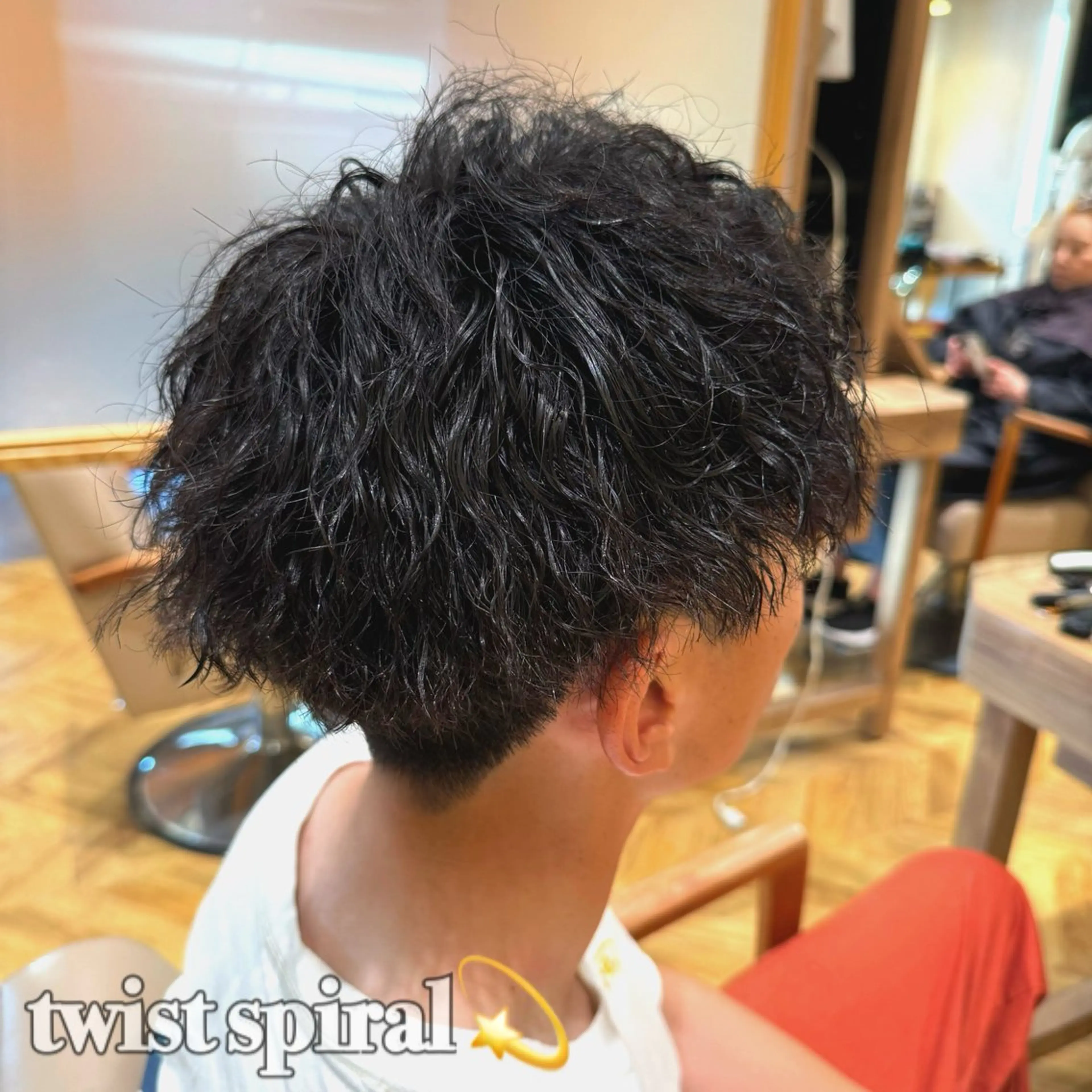 パーマ メンズ メンズパーマ ツイストスパイラルパーマ スパイラルパーマ カット パーマ SOURCE天王店 🖤Cocoroのヘアスタイル