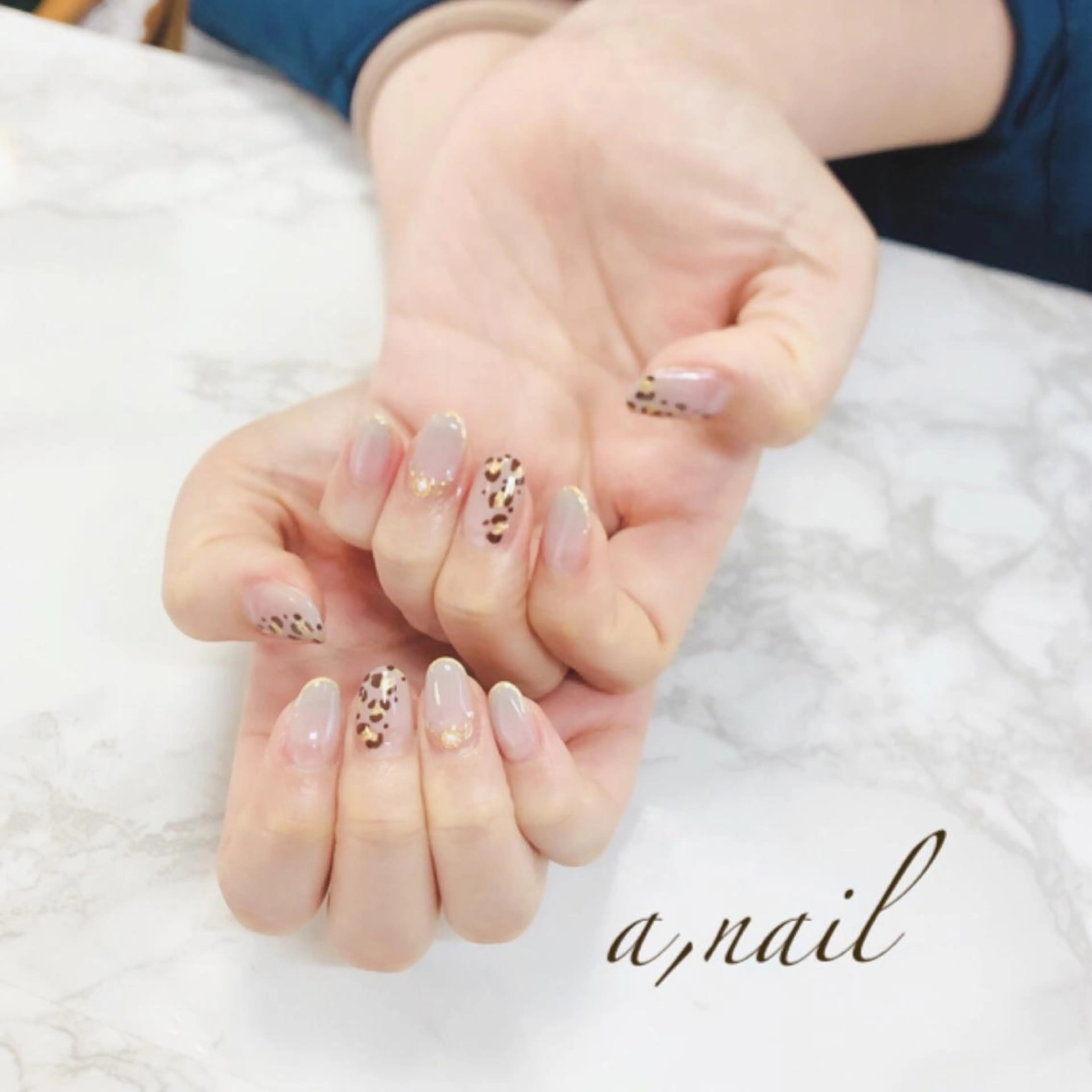 ネイル アニマル柄 フットネイル フレンチネイル ジェルネイル グラデーション ハンドネイル ネイルサロン エーネイルのネイルデザイン