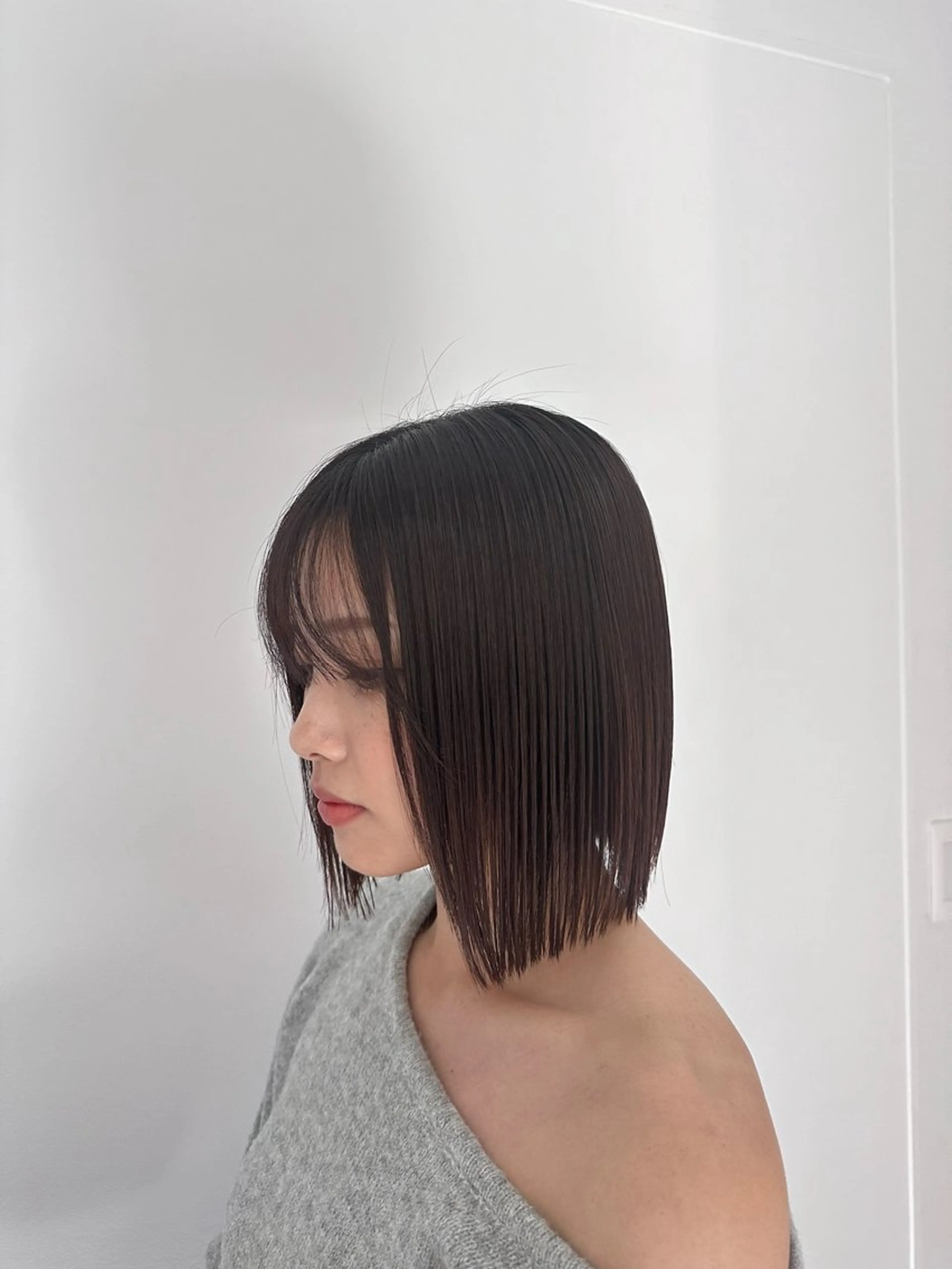 ミディアム Shiro RENのヘアスタイル