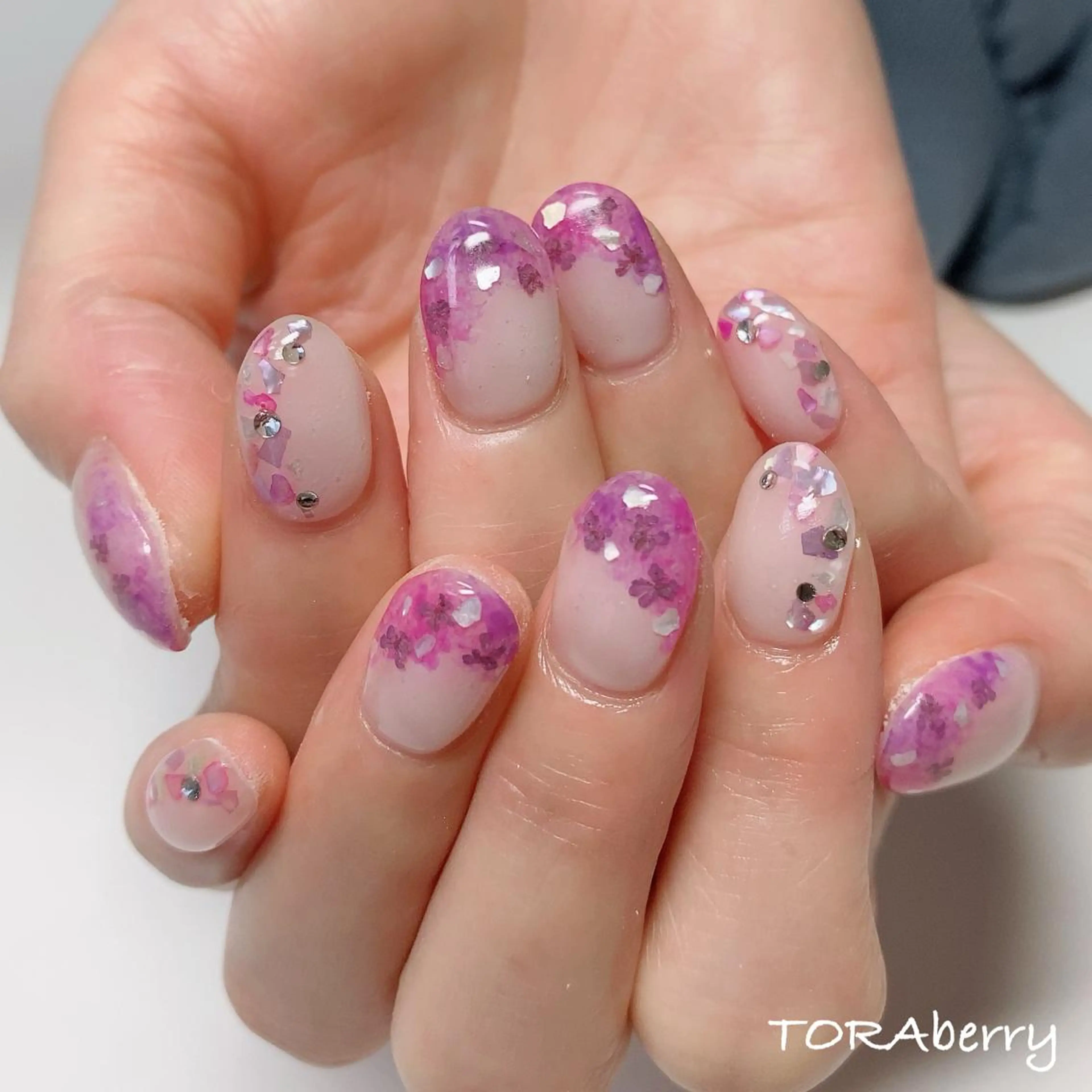 ネイル ハンドネイル ネイリスト なつみのネイルデザイン