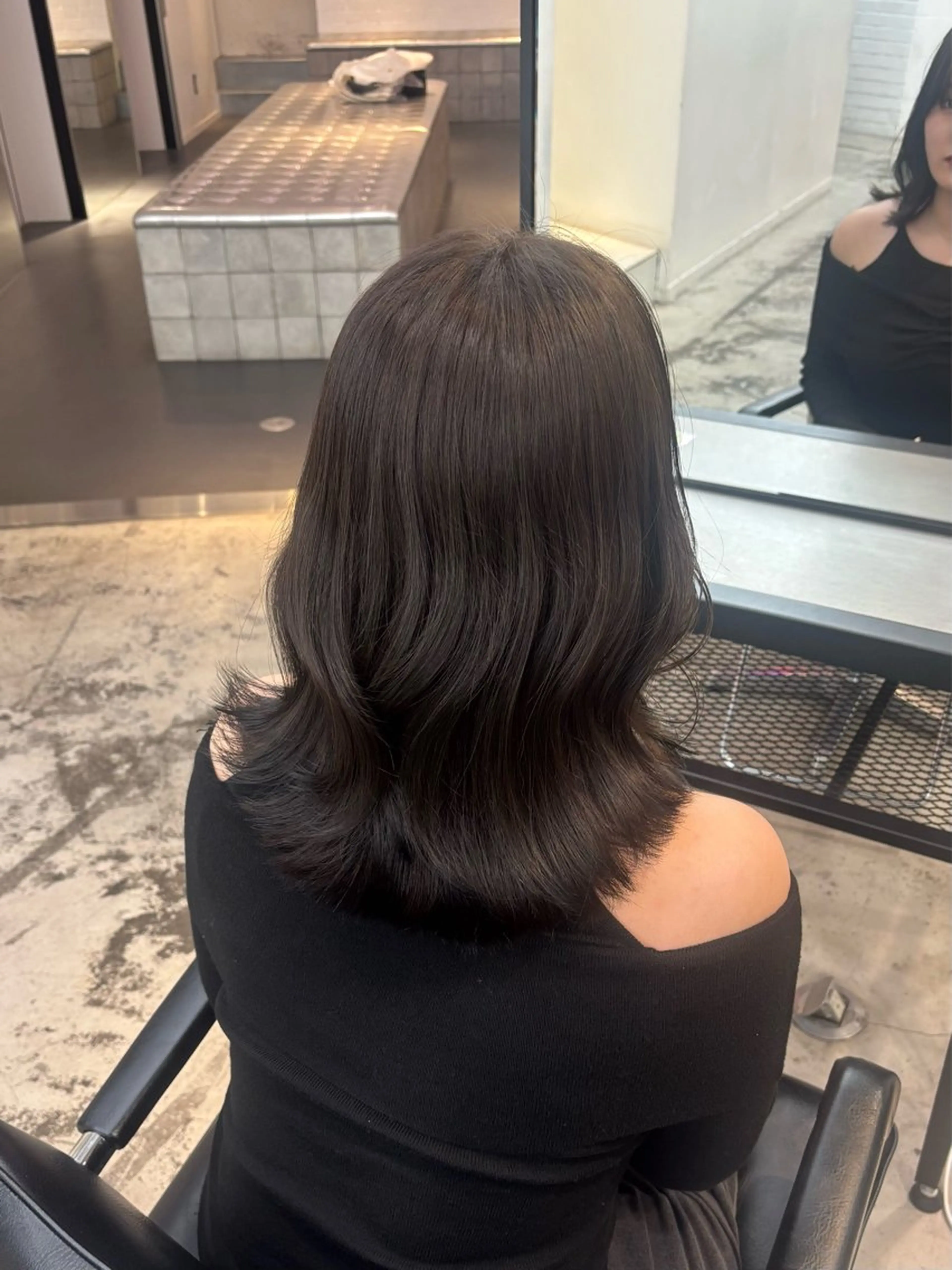 セミロング カラー 透明感カラー 韓国風ヘア レイヤー sala 推しカラー職人🎀のヘアスタイル