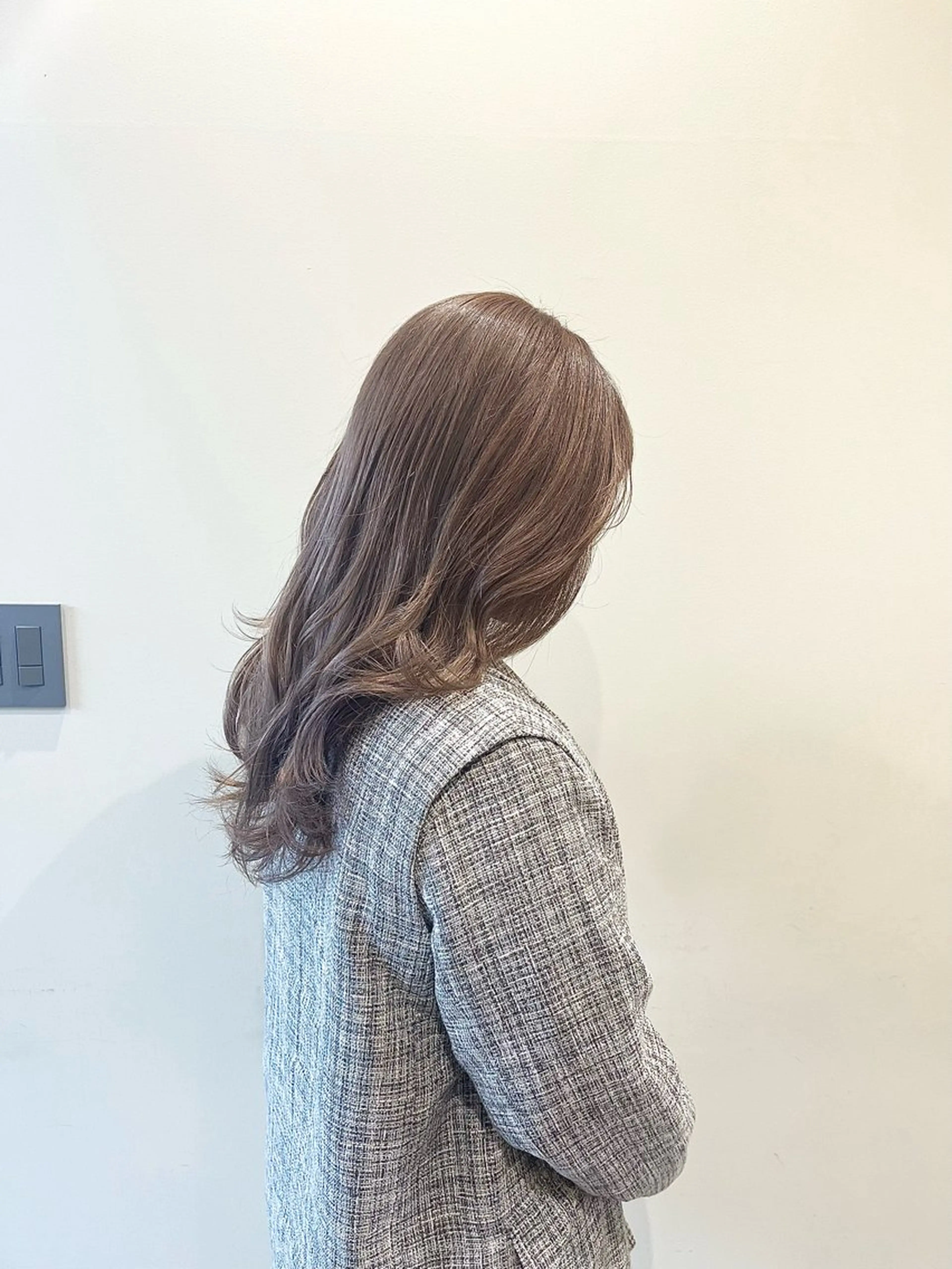 セミロング 山田 優香のヘアスタイル