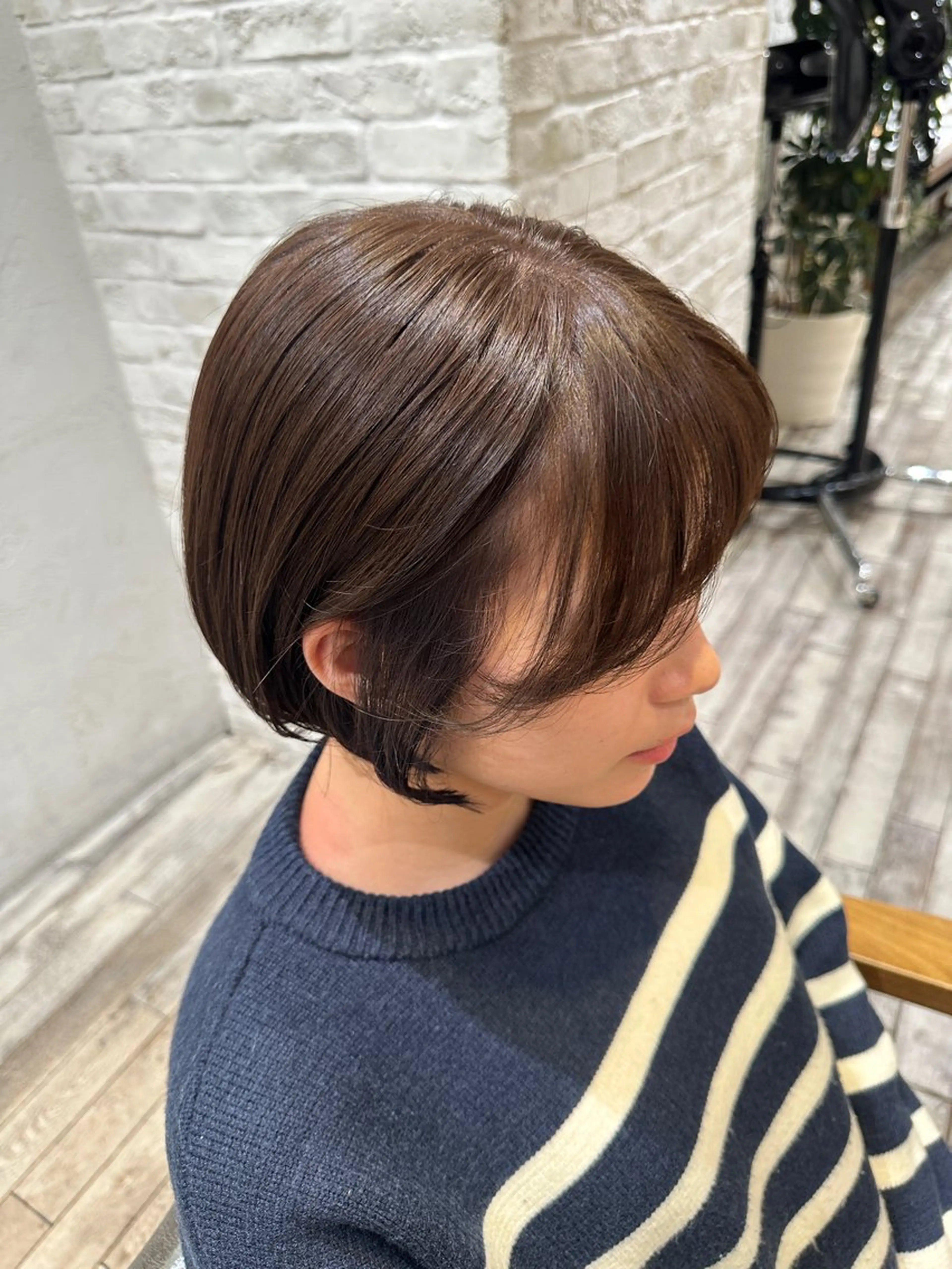 ショート Aura所属・丸山 心 / 艶カラーのヘアスタイル