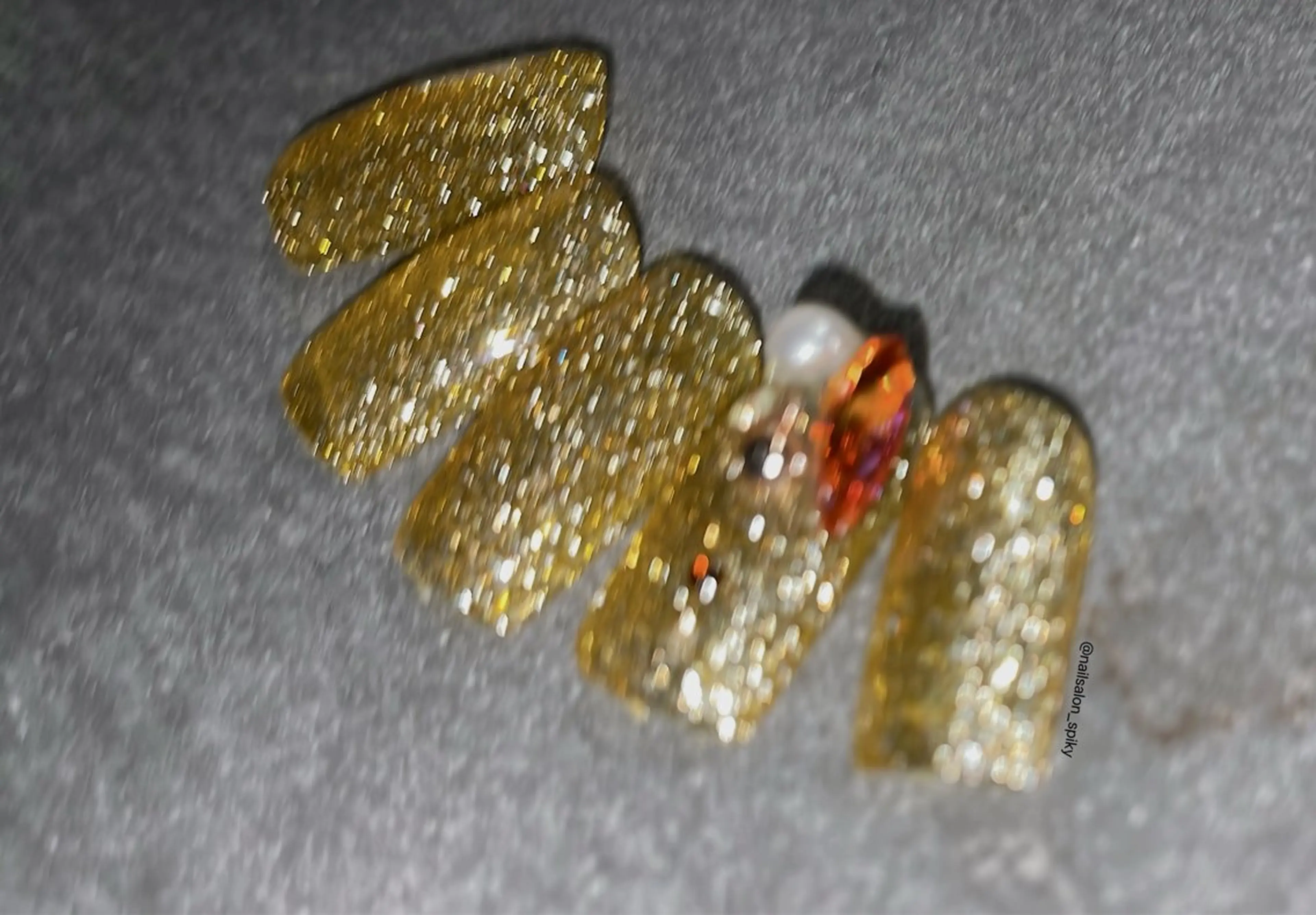 ネイル Spiky とうげ ふうかのネイルデザイン