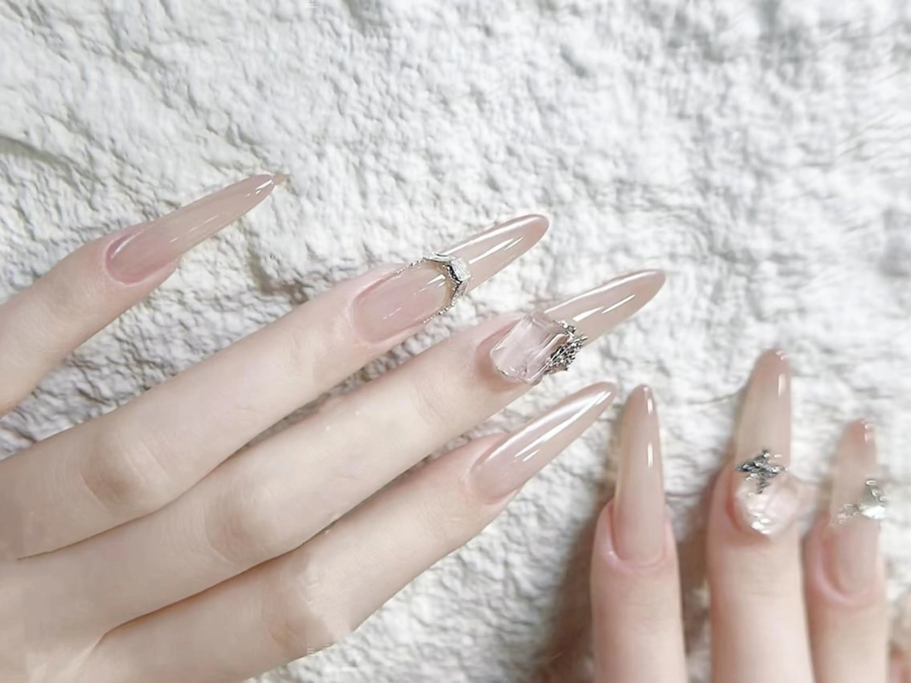 メンズ ネイル メンズ韓国風 オーロラネイル チークネイル 長さ出し フットネイル Kitty Nail salonのネイルデザイン