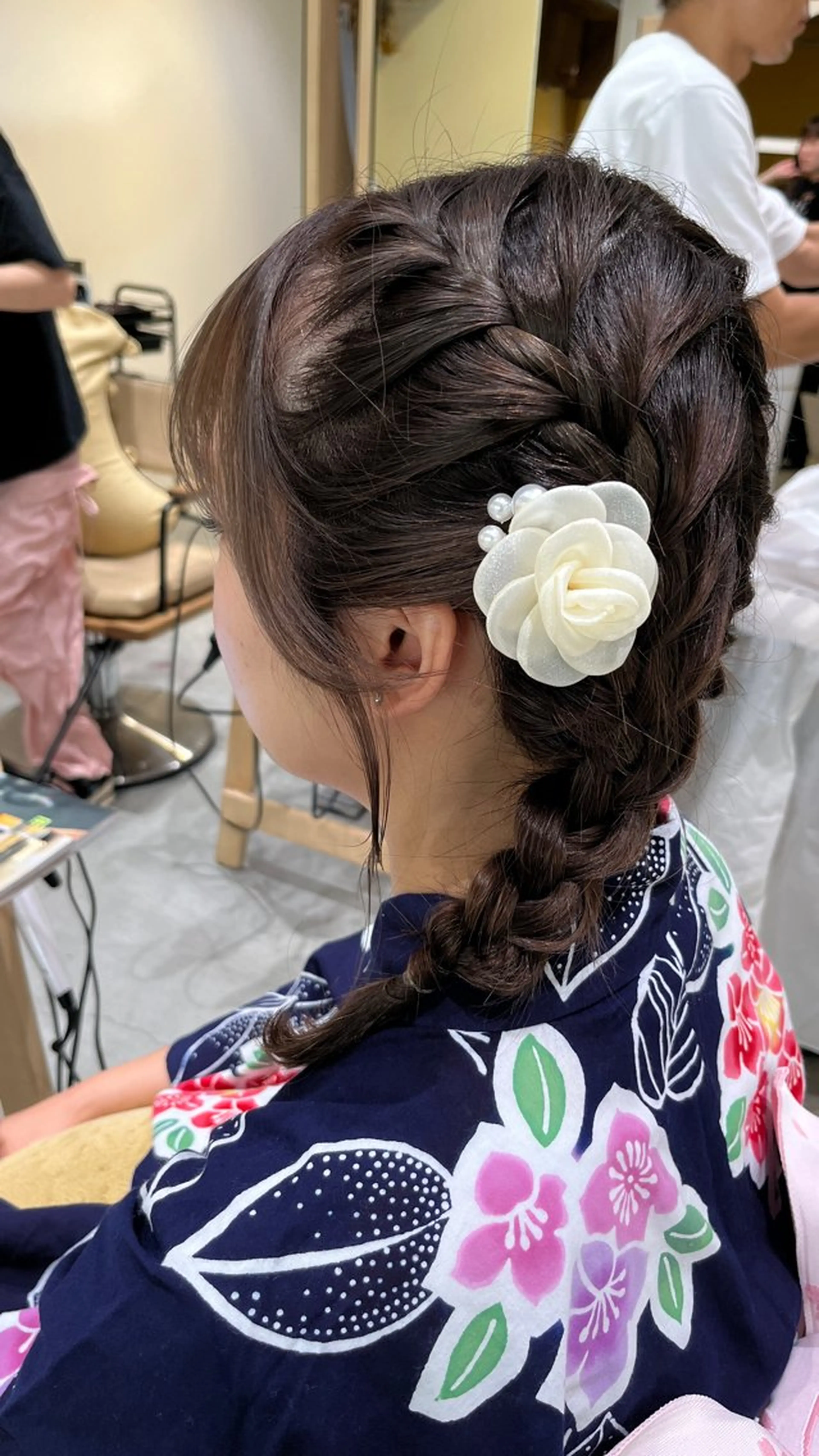 ミディアム ヘアアレンジ ヘアセット en't所属・佐藤　ひなの ／艶髪のヘアスタイル