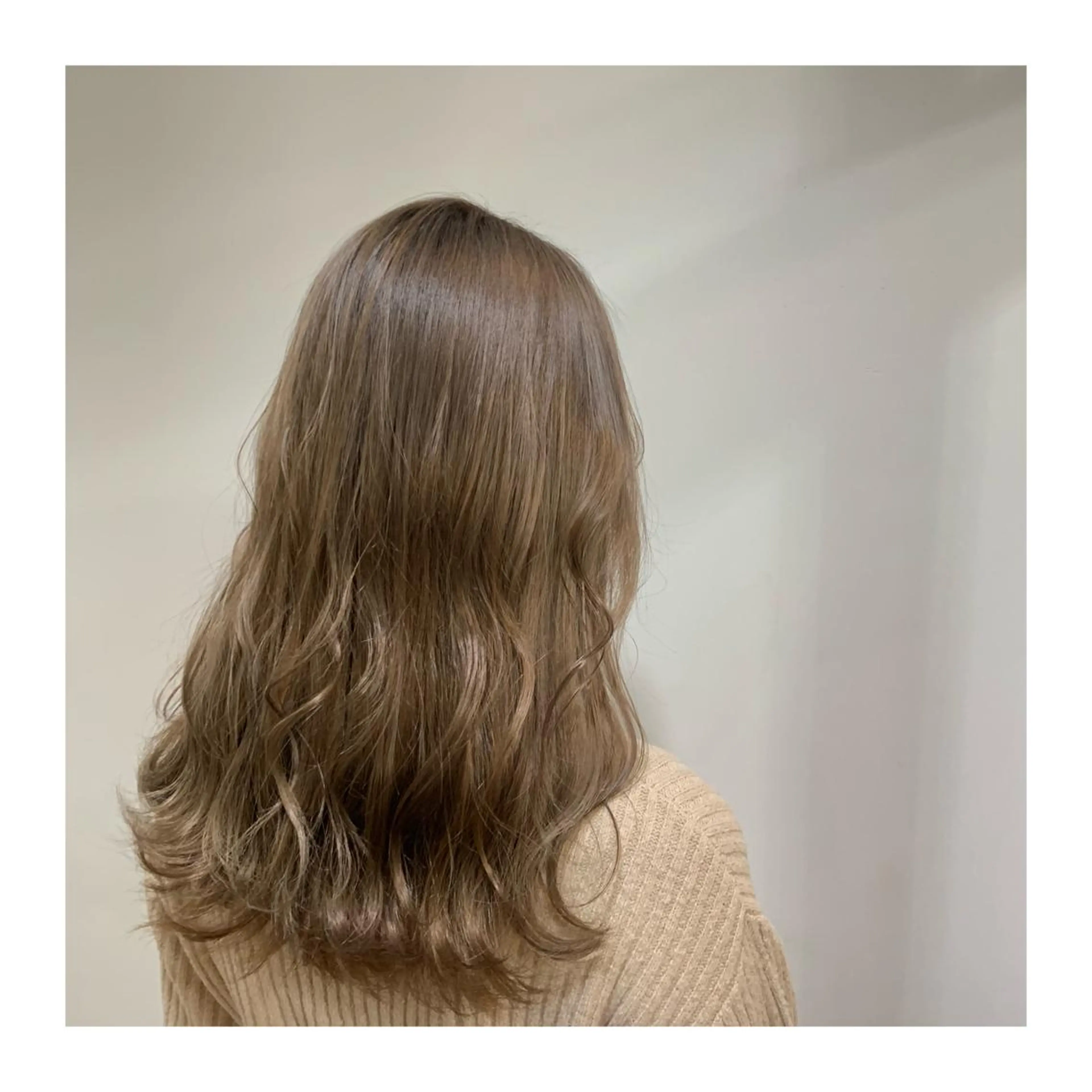 ロング カラー カット ヘアカラー あべ ゆうかのヘアスタイル