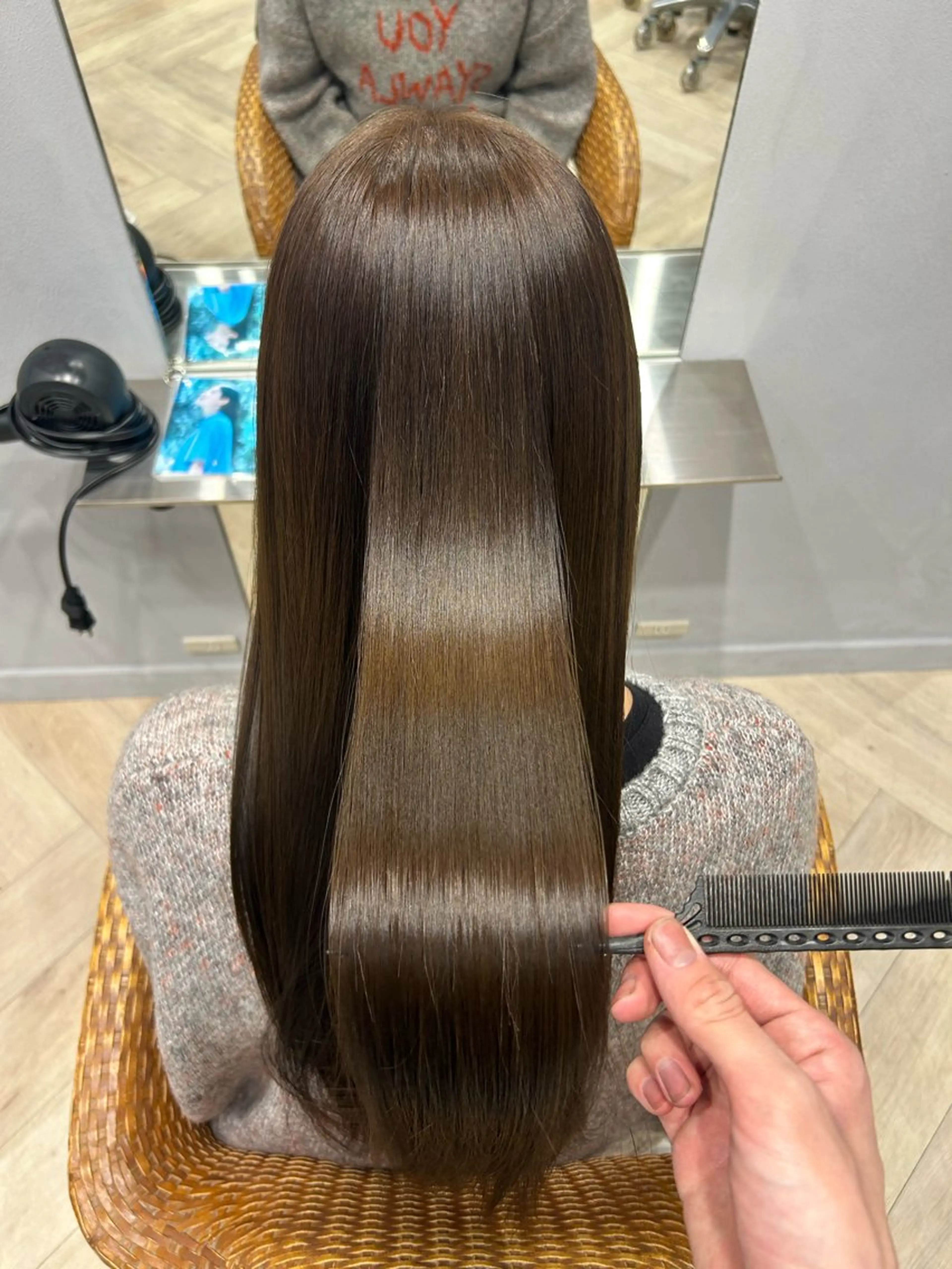 ロング hayato/透明感 カラー/グレージュのヘアスタイル