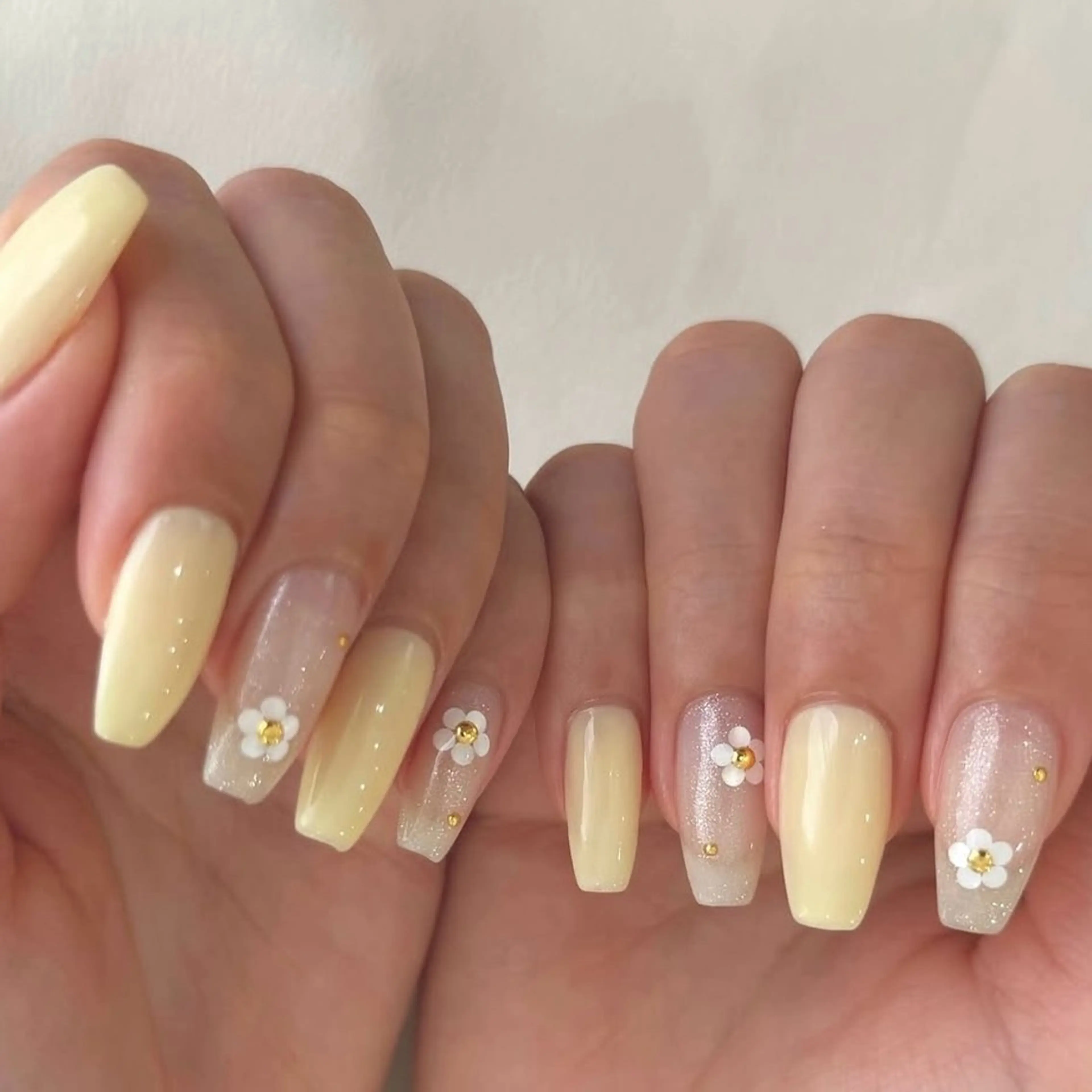 カラー 奥山 恵美のネイルデザイン