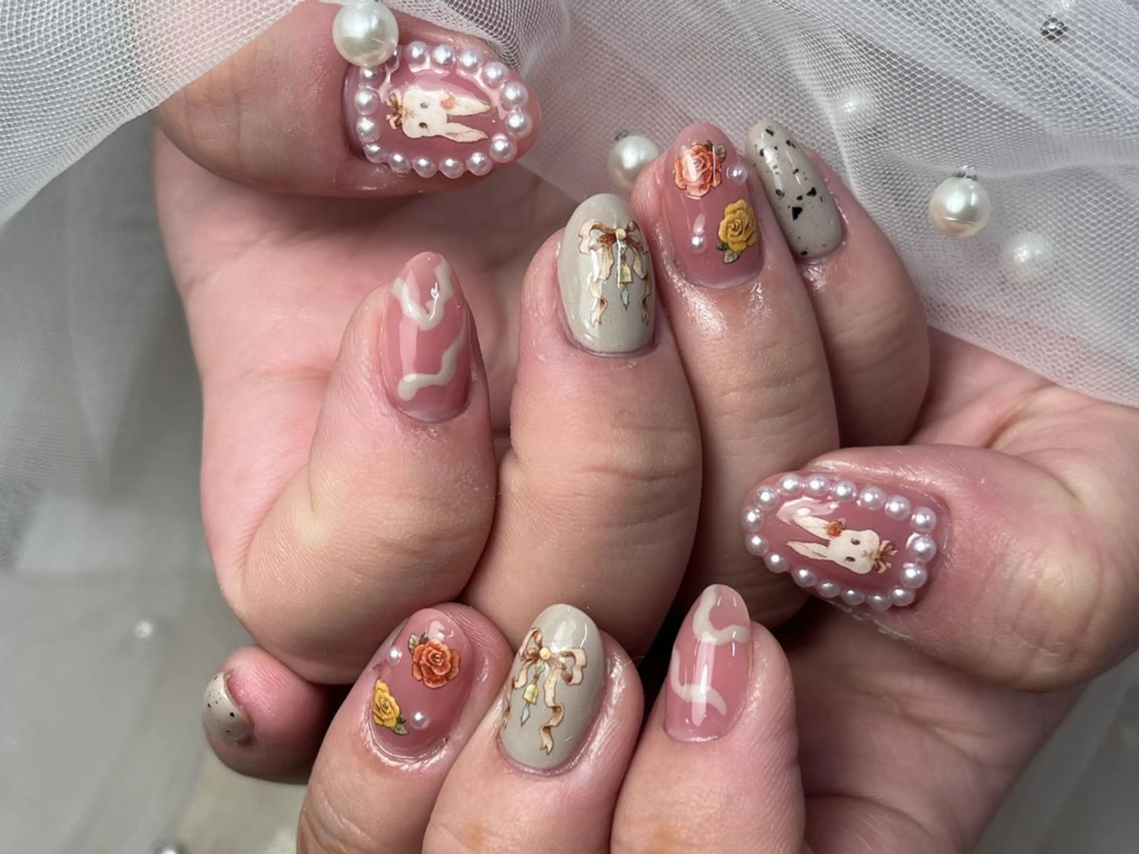 ネイル アートネイル フラワーネイル リボン ハンドネイル ToliyDeliy Nail Salonのネイルデザイン