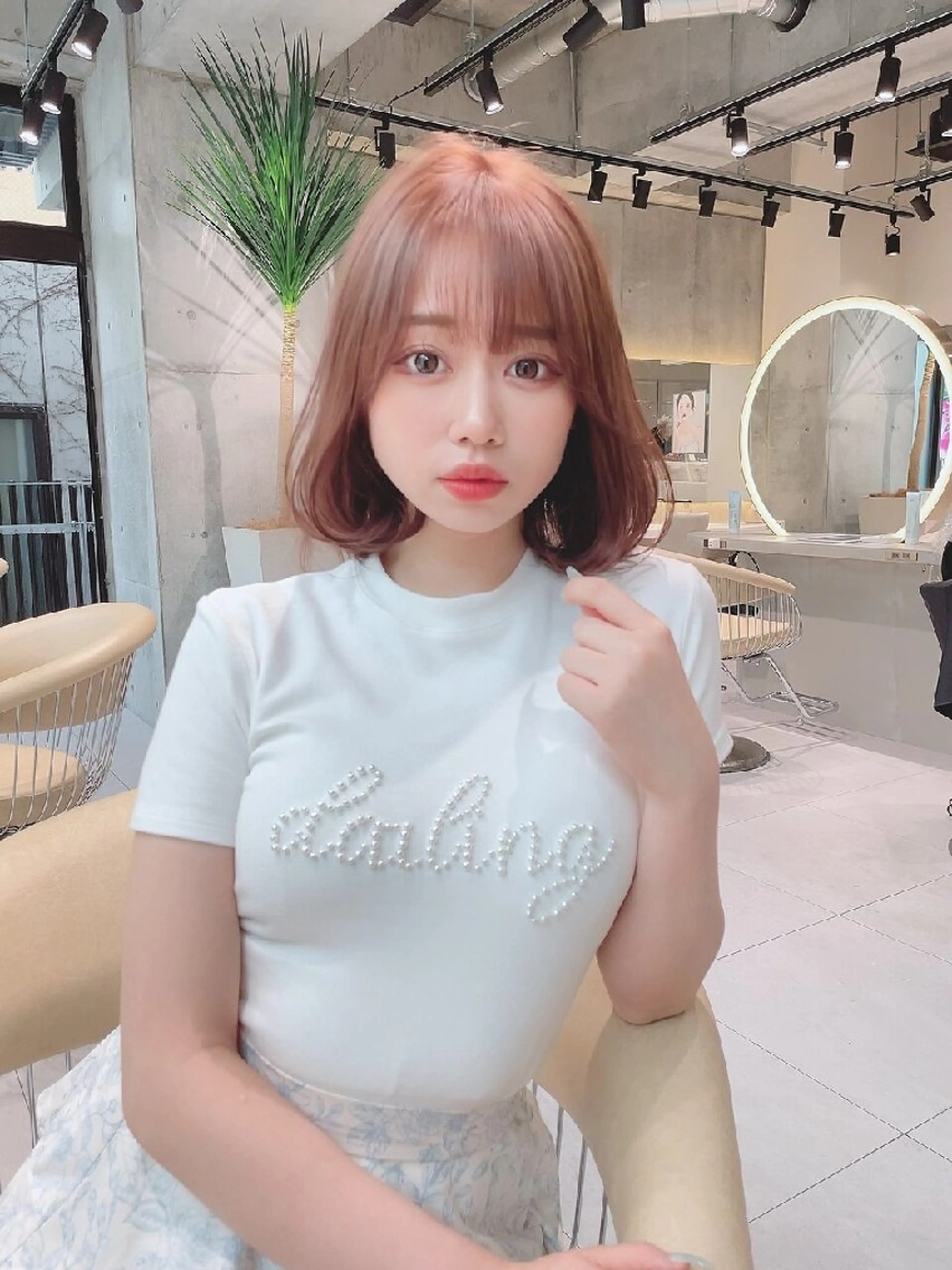 ショート パーマ カラー カット 縮毛矯正 トリートメント Lond Roleのヘアスタイル