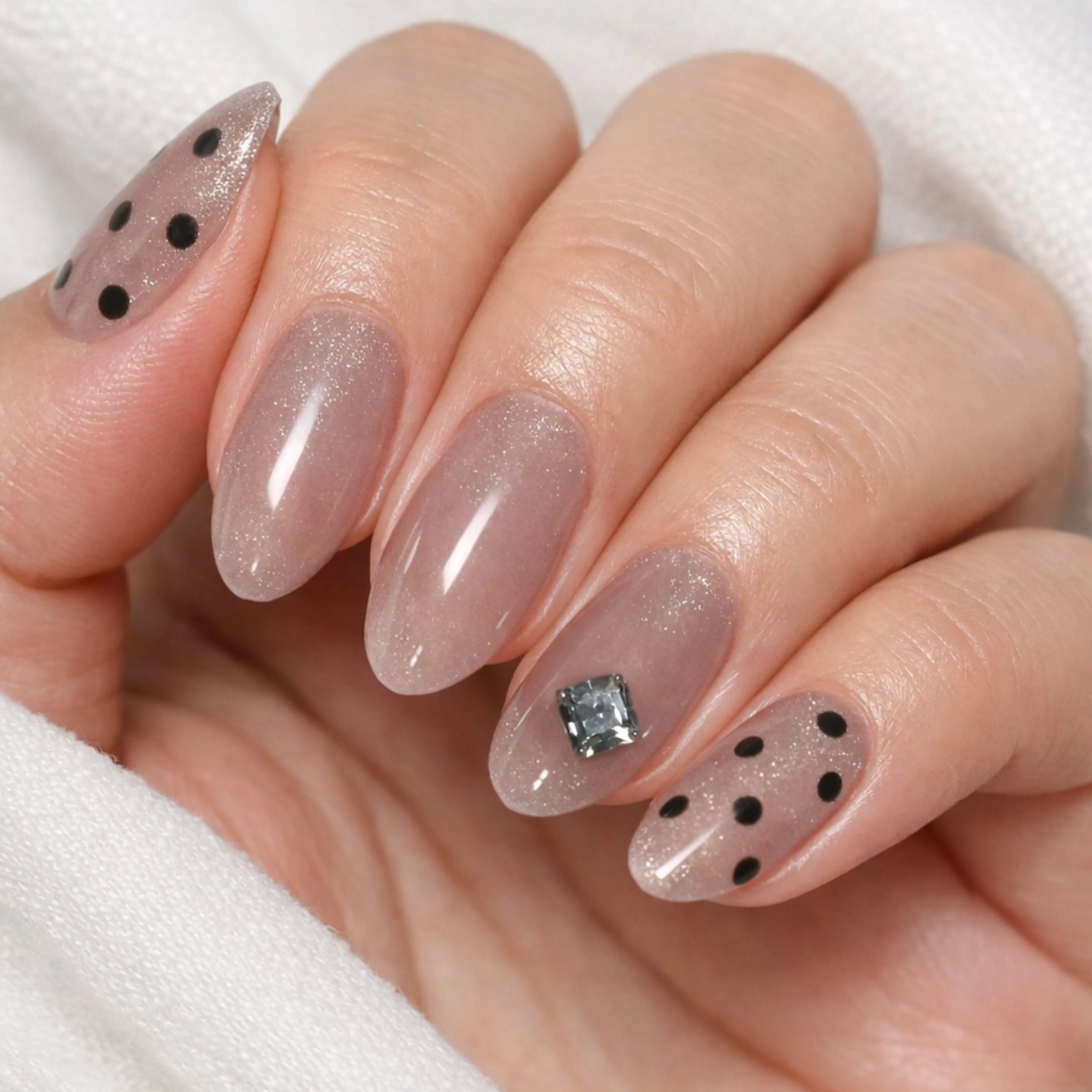 ネイル アートネイル ドット ラメ(グリッター) オフィスネイル ピンク ハンドネイル Kii nailのネイルデザイン