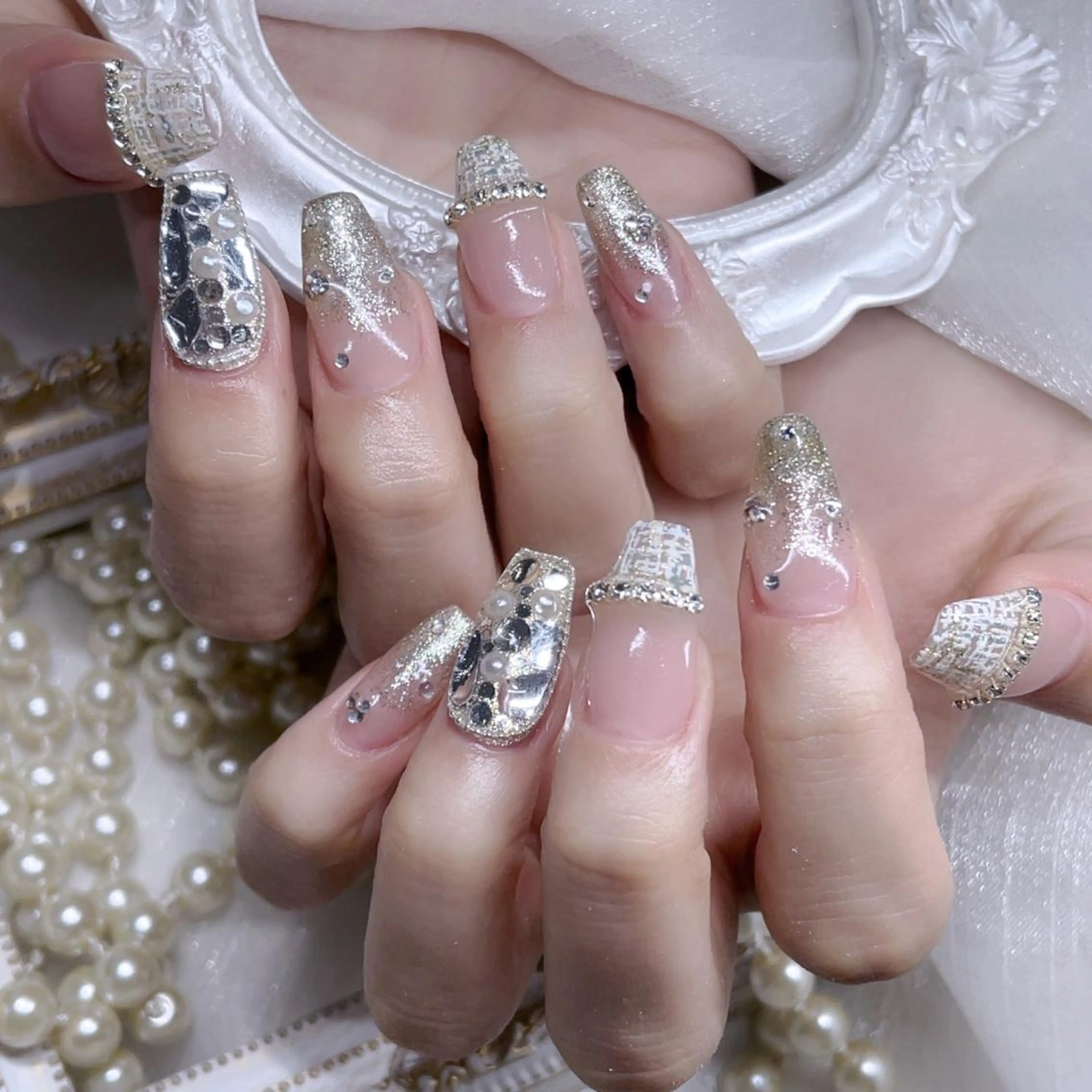 ネイル ハンドネイル Queens マオのネイルデザイン