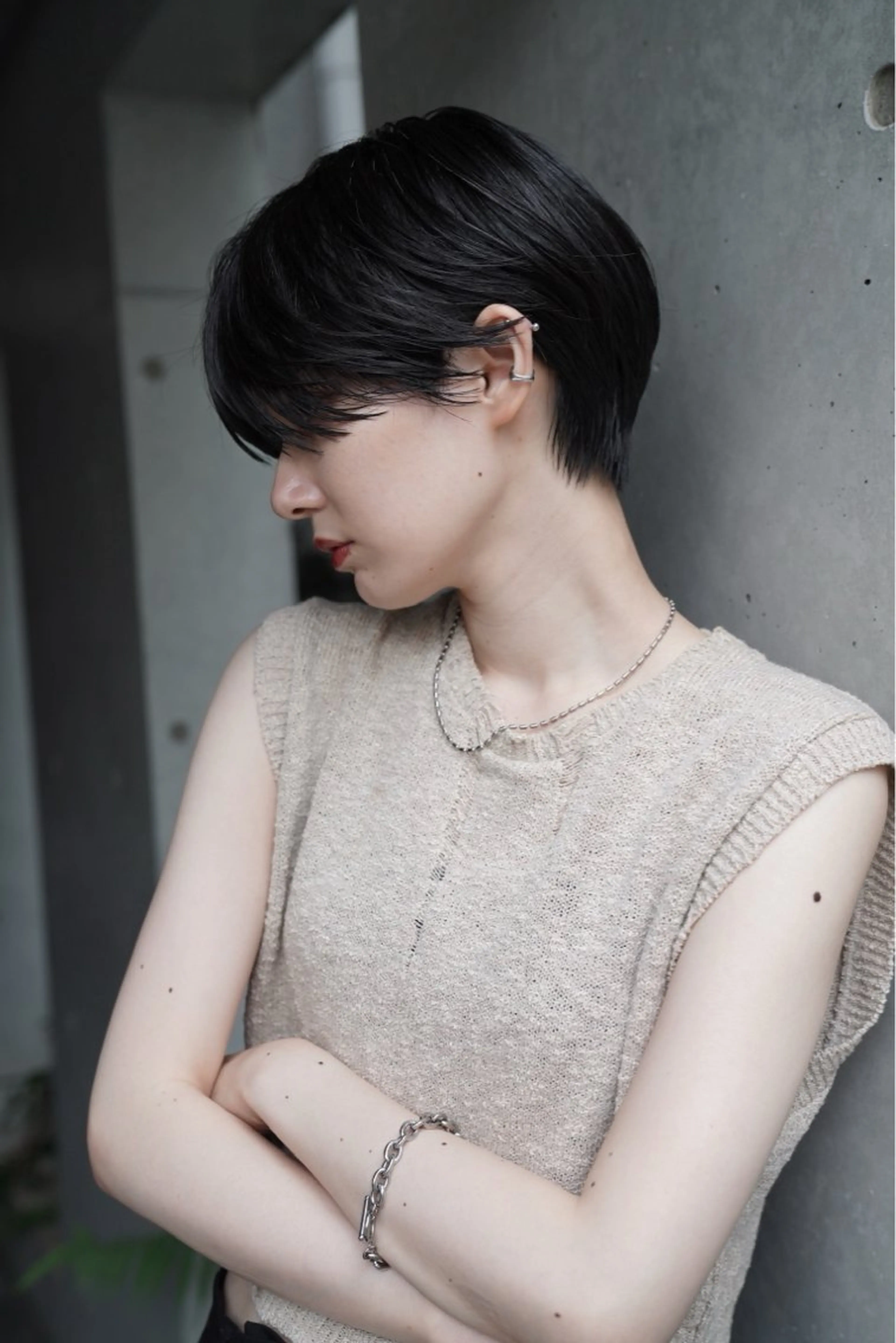 ショート パーマ カット パーマ カライング所属・ズミ/垢抜けレイヤー 🦖透明感カラーのヘアスタイル