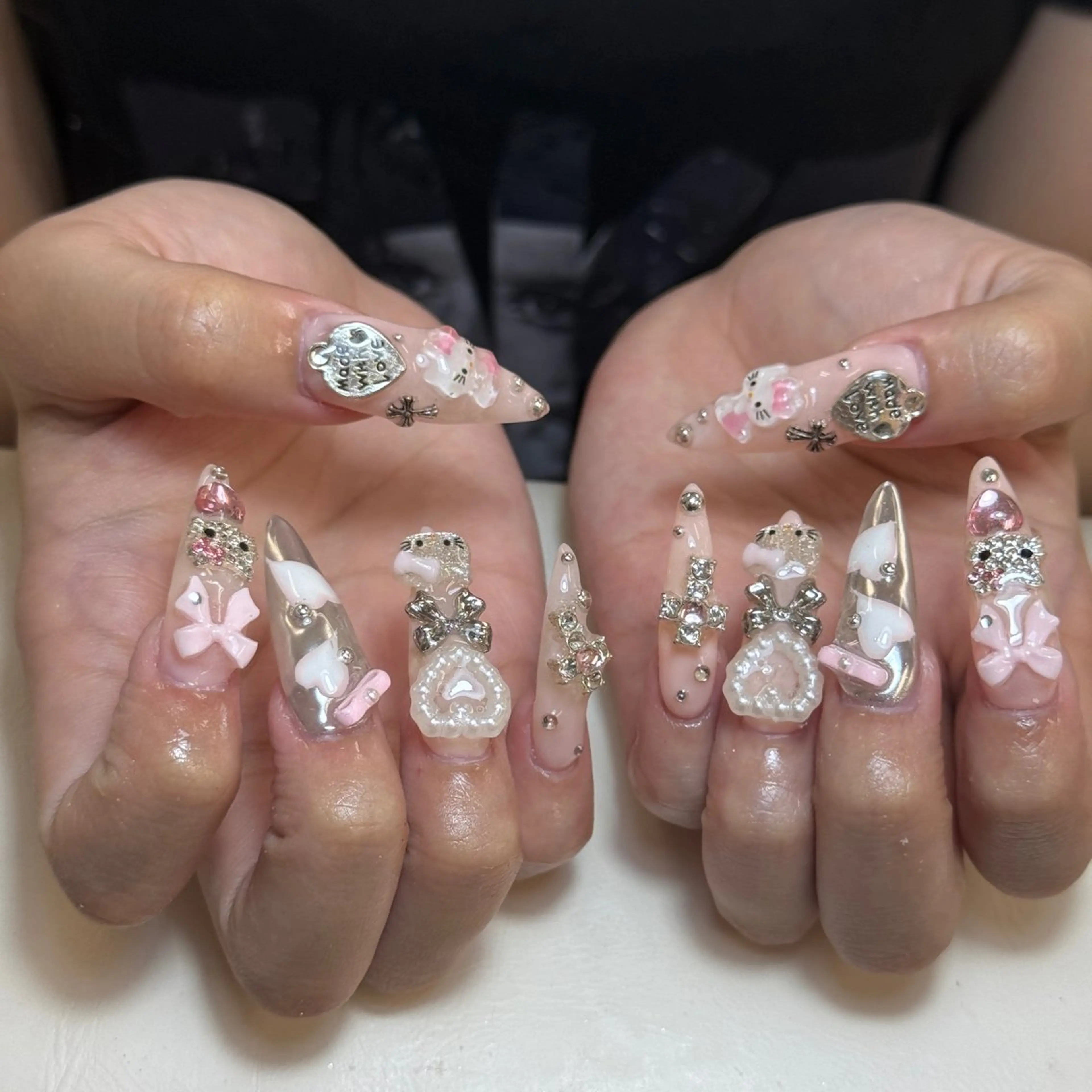 ネイル ハンドネイル ANH NAIL ゴテゴテ専門店💎のネイルデザイン