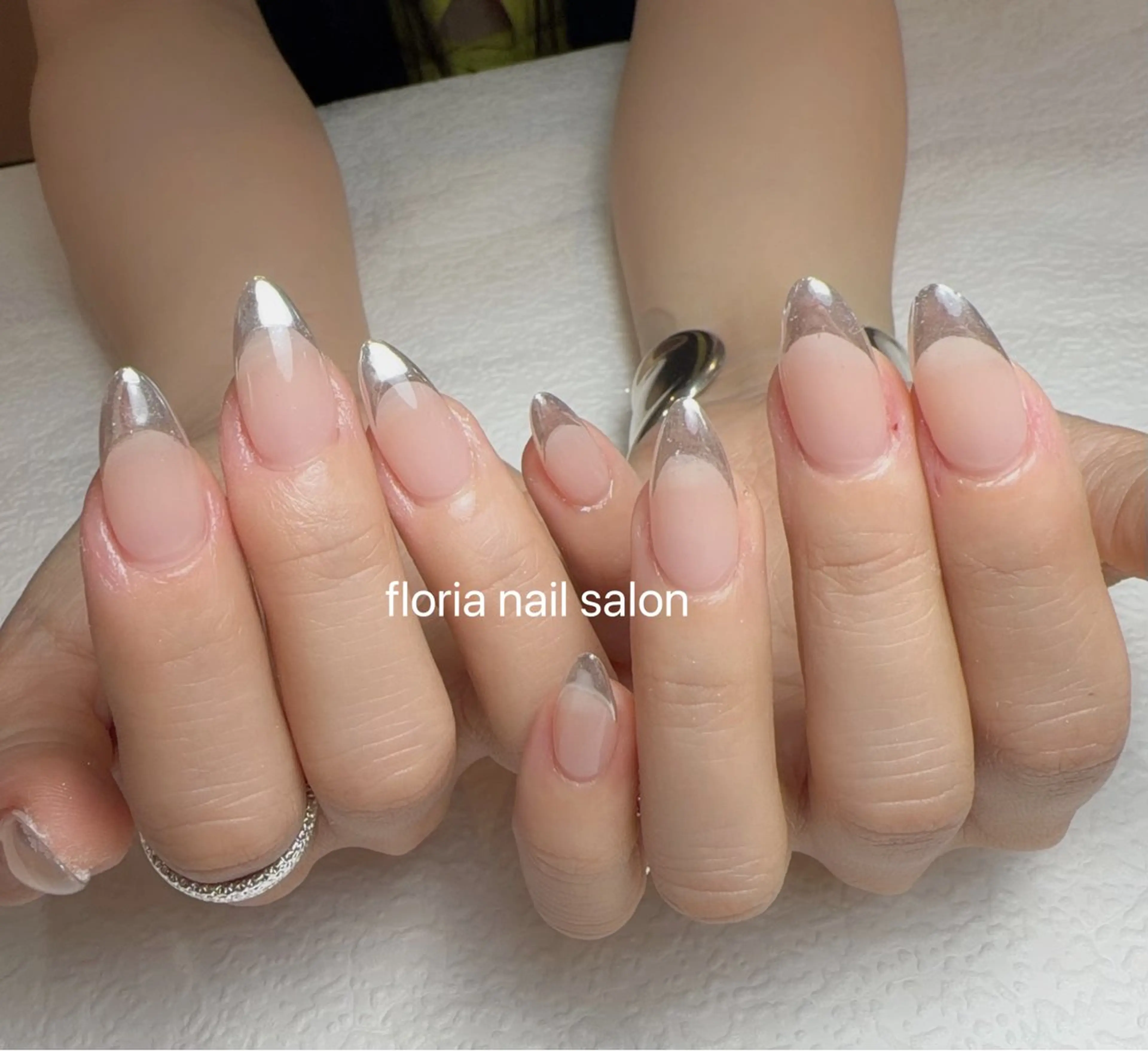 ネイル アートネイル 桜ネイル フレンチネイル ハート 韓国ネイル ハンドネイル Floria nail salonのネイルデザイン