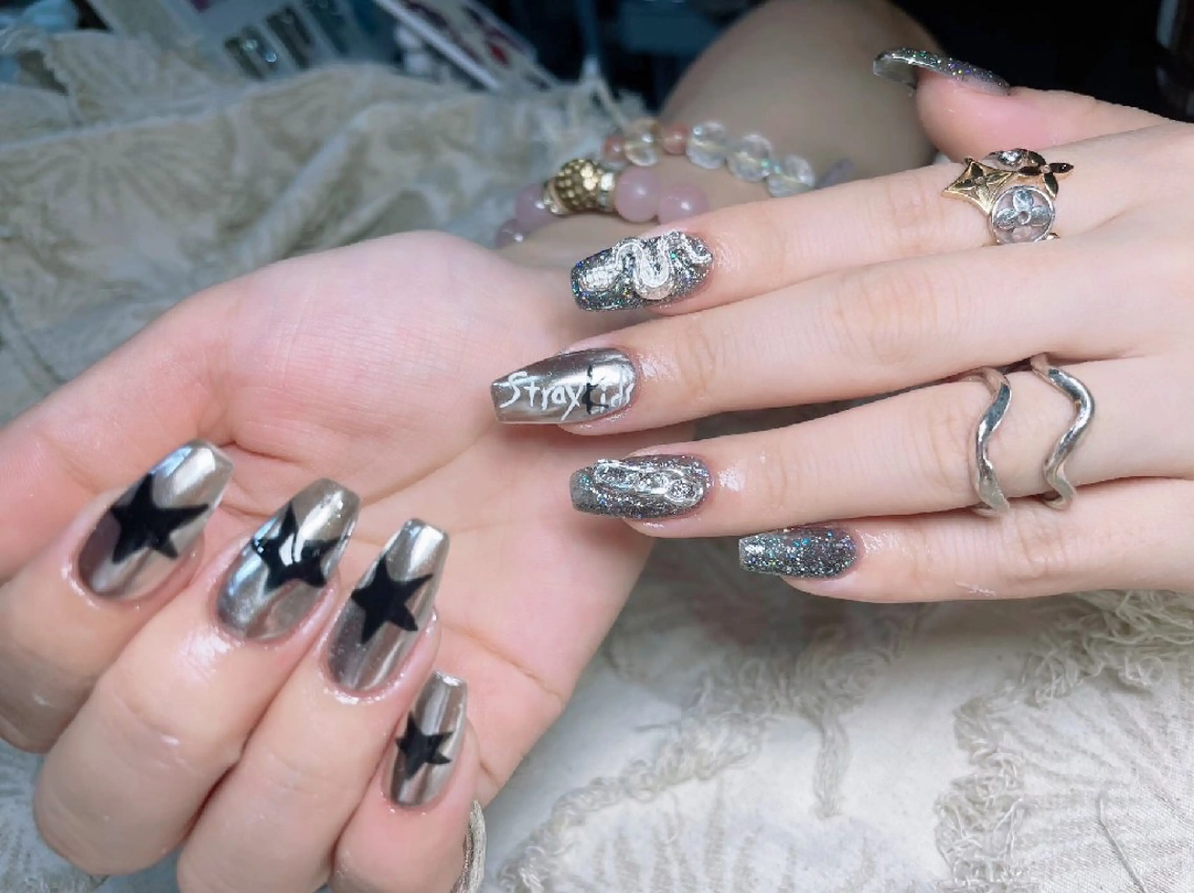 セミロング ninabeauty 新宿のネイルデザイン