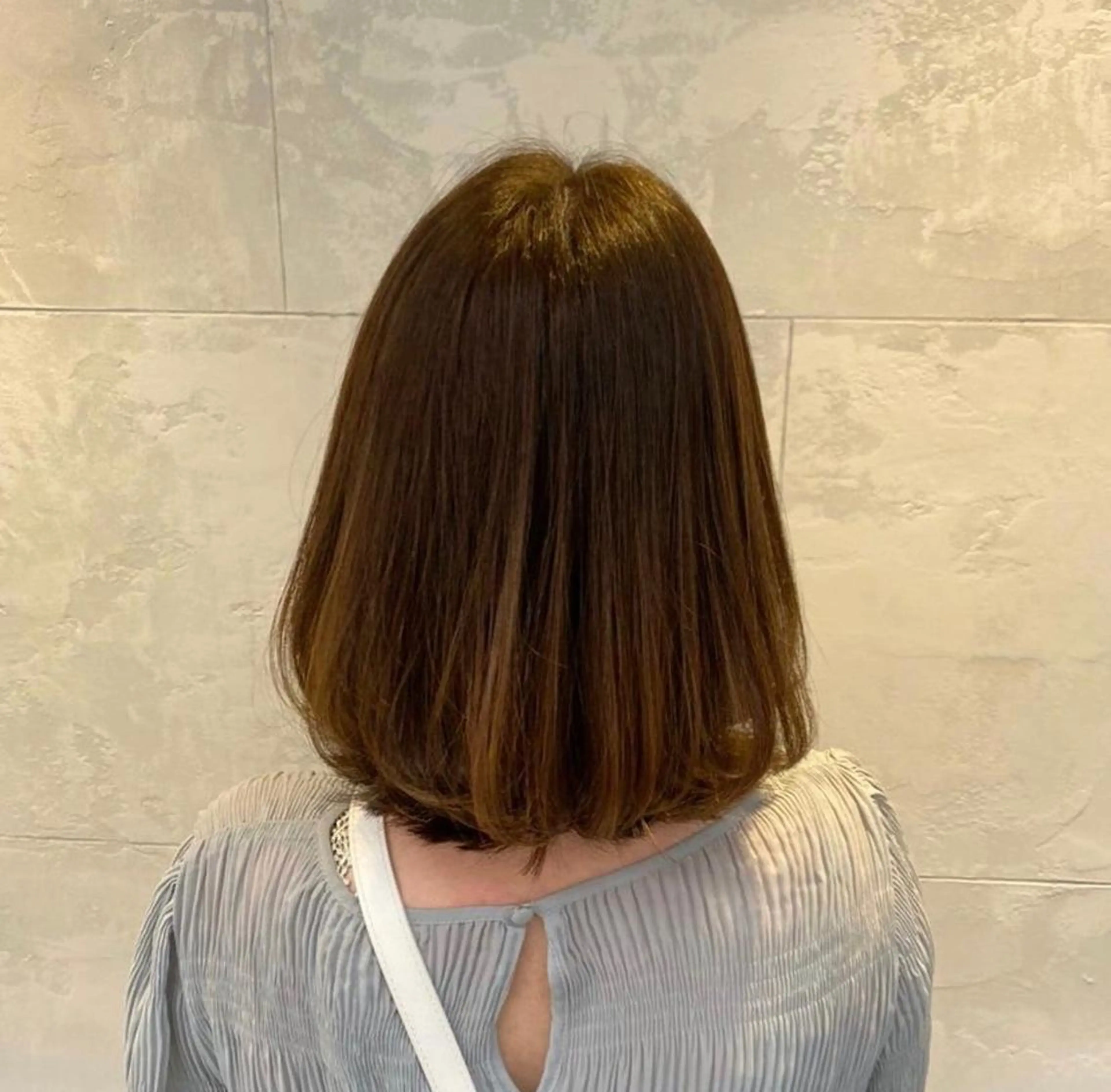 ミディアム カット ヘアカラー トリートメント 浜野 真貴のヘアスタイル