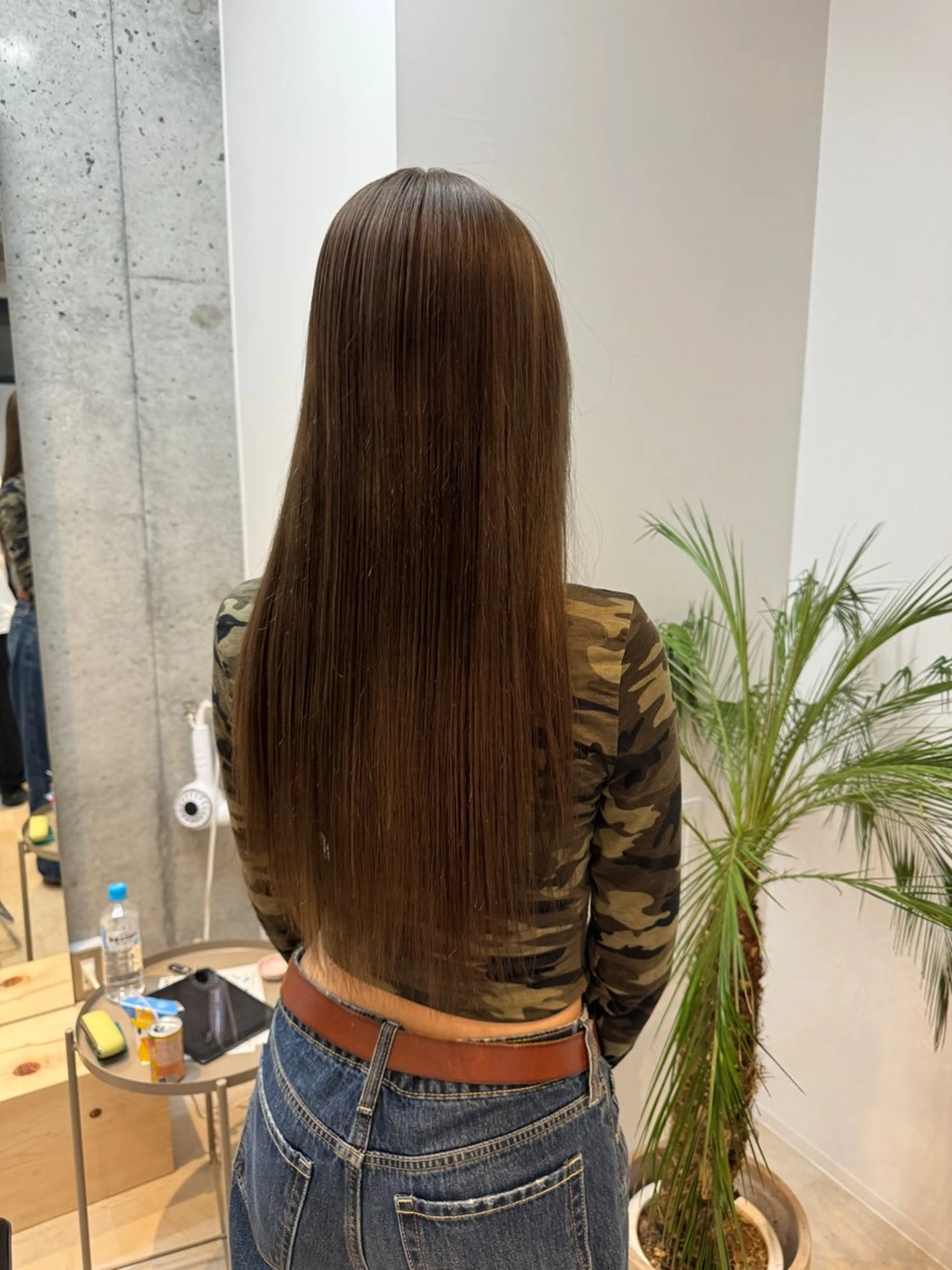 ロング 切りっぱなしボブ レイヤー/縮毛矯正のヘアスタイル