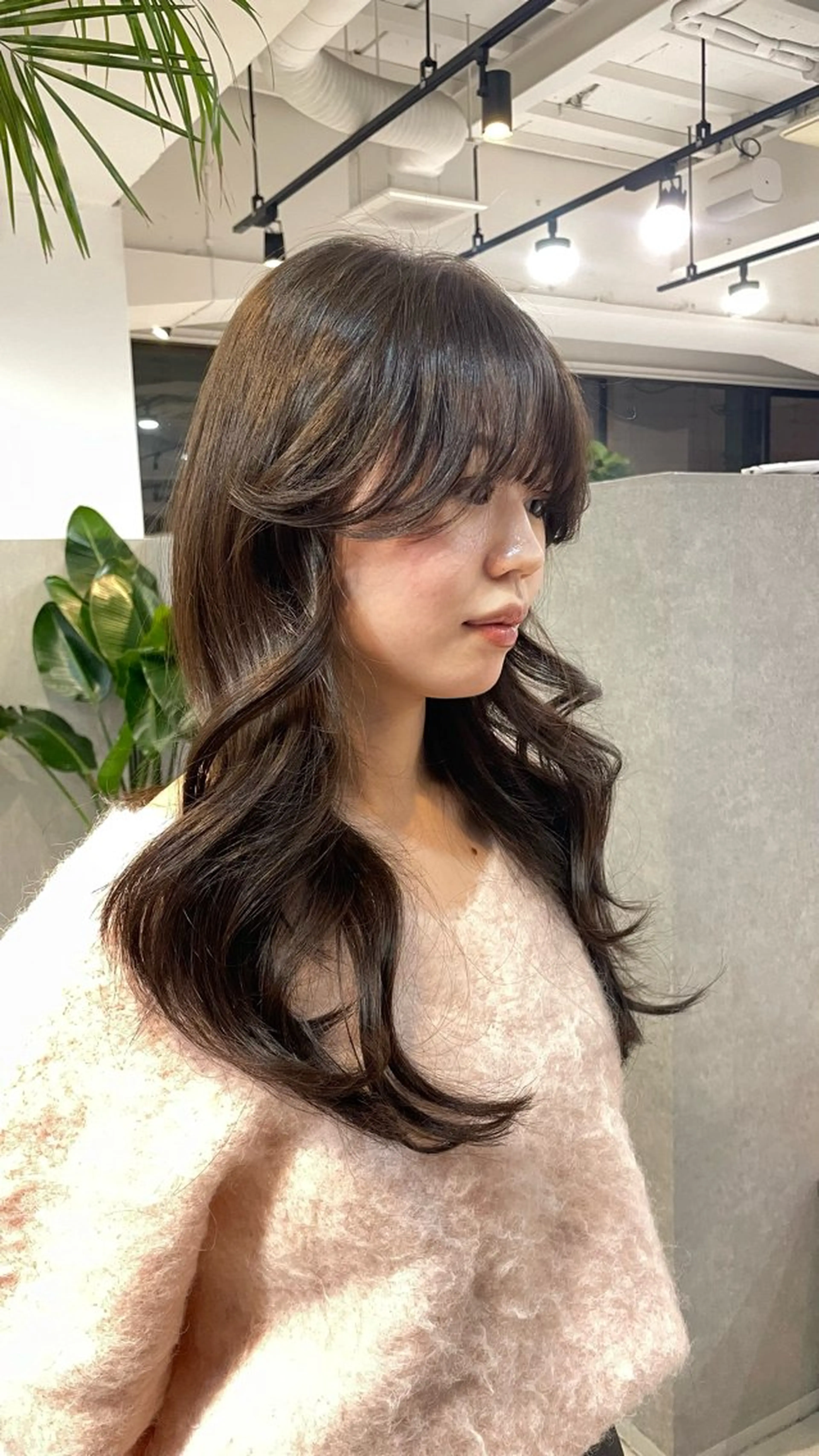 ロング Merlyosaka 早川未来のヘアスタイル