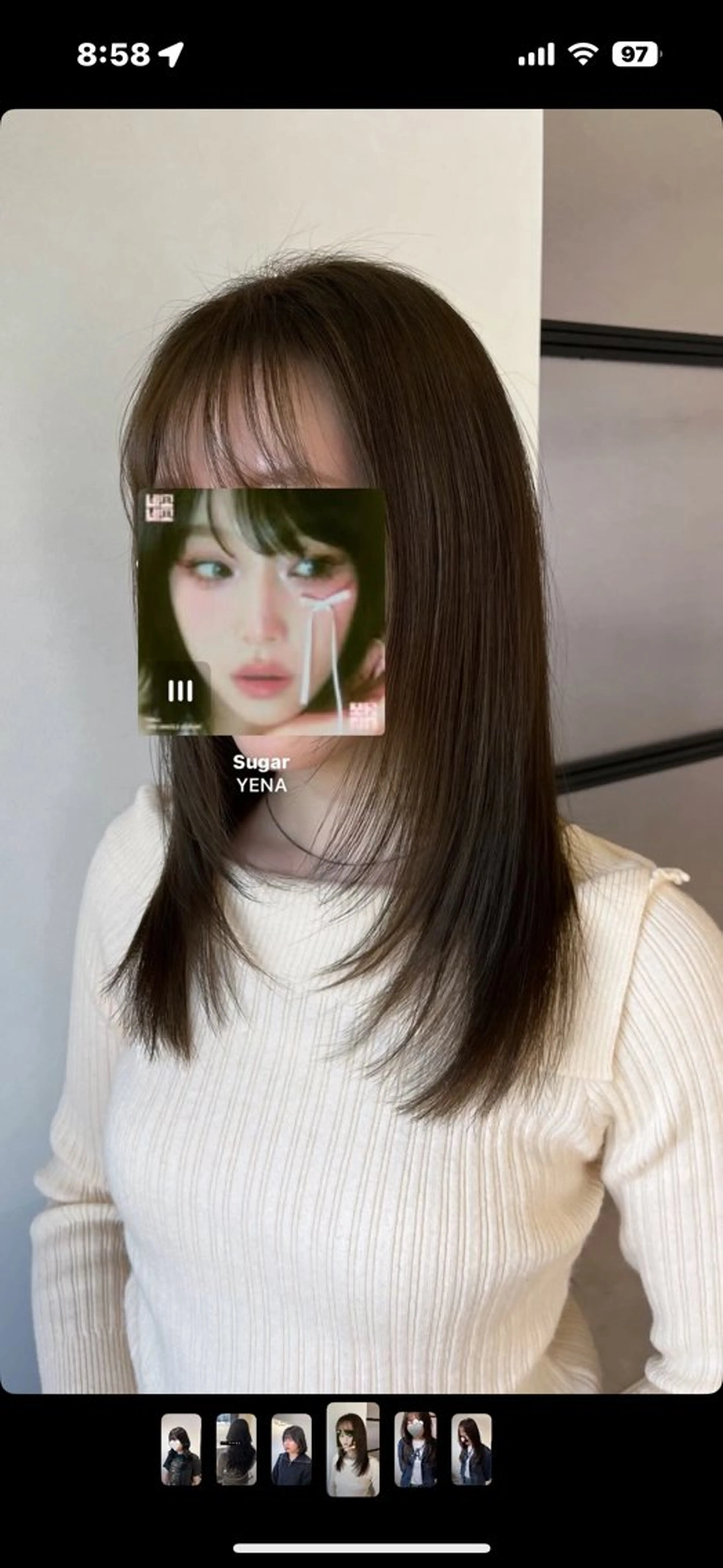 セミロング うる艶カラー asukaのヘアスタイル