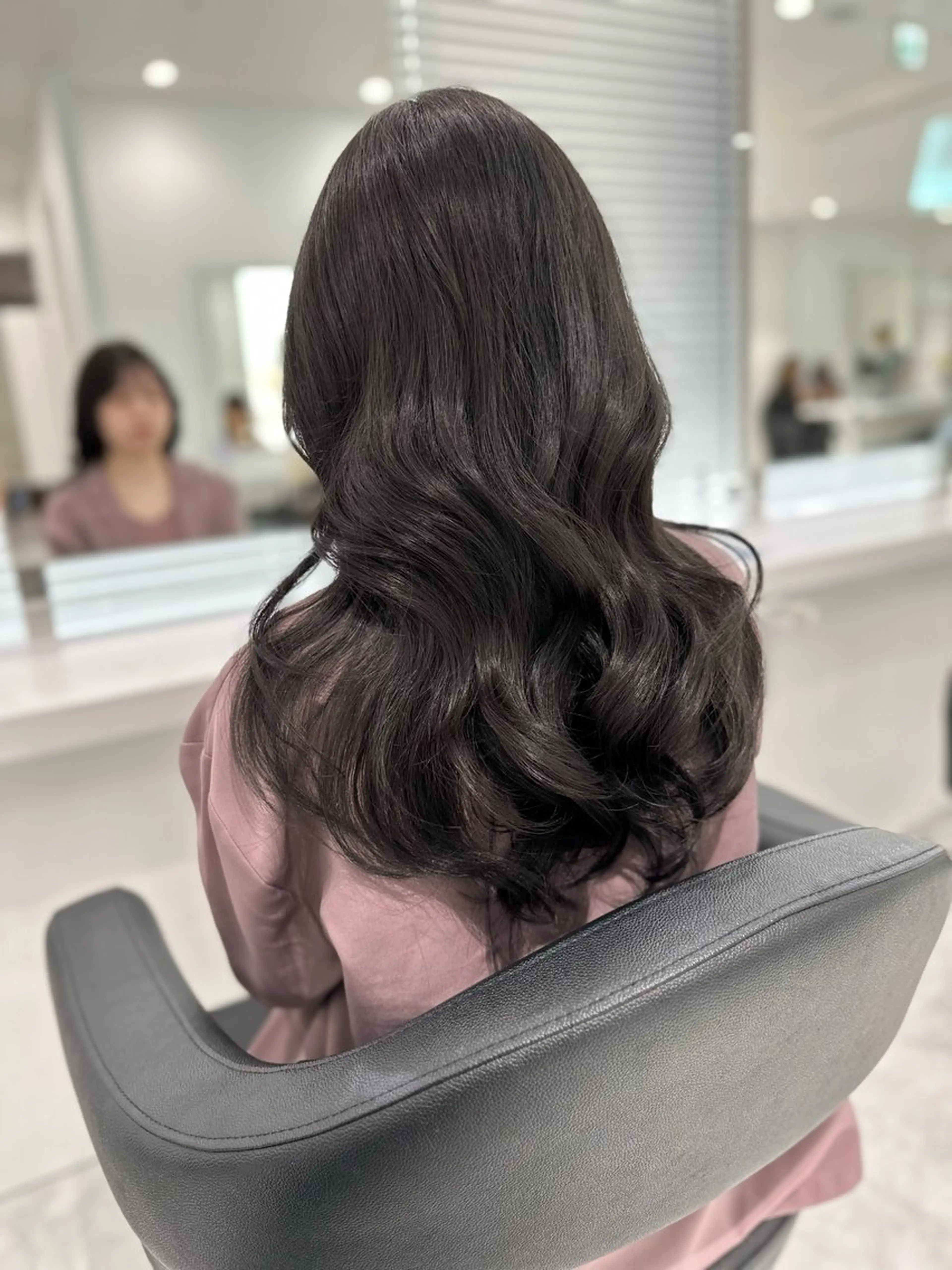 ロング カラー 黒髪 ブルーカラー ブルーブラック ヘアカラー トリートメント ヘッドスパ ヘアセット ブリーチなし特化 美容師💖SAE💖のヘアスタイル