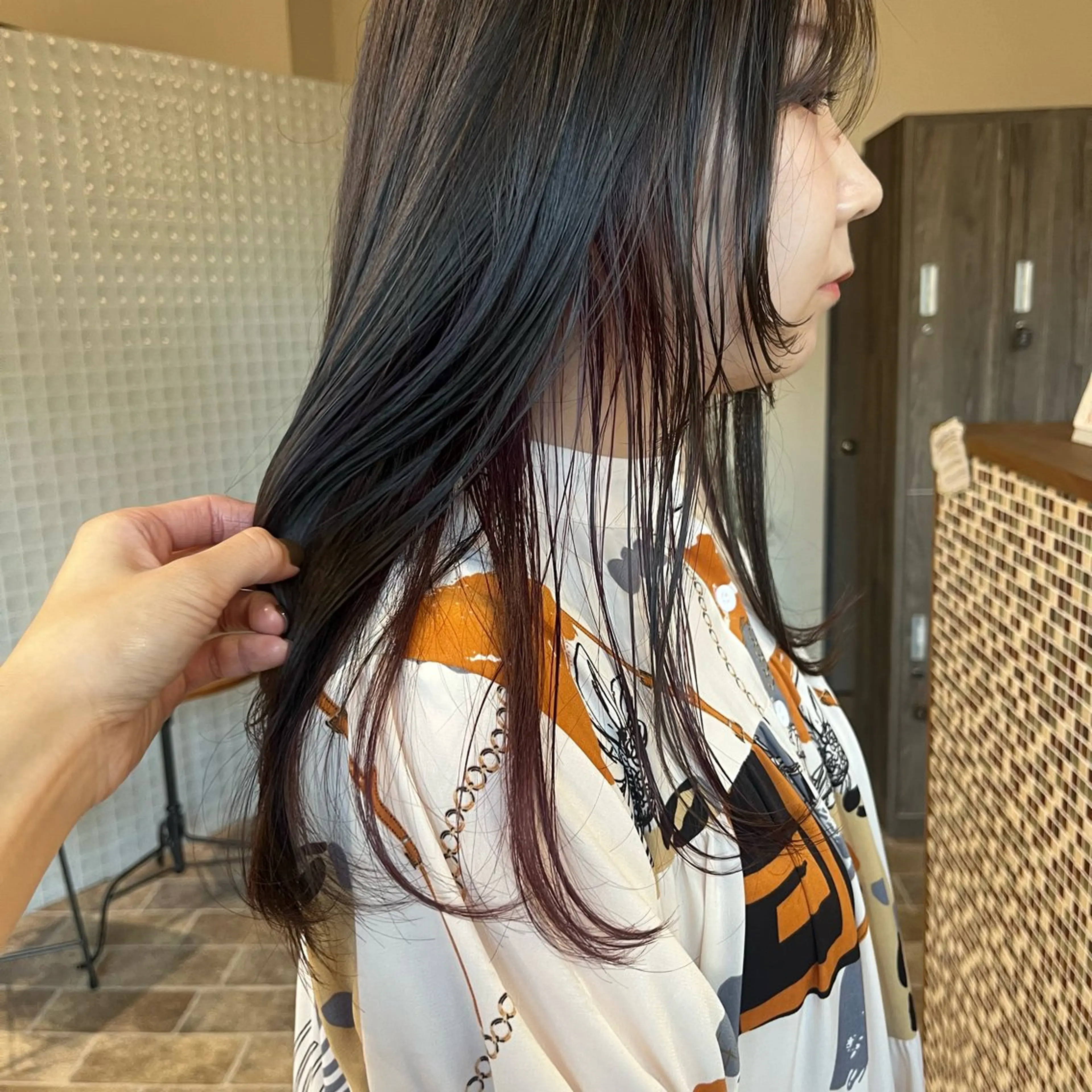 ロング 中村 友香のヘアスタイル